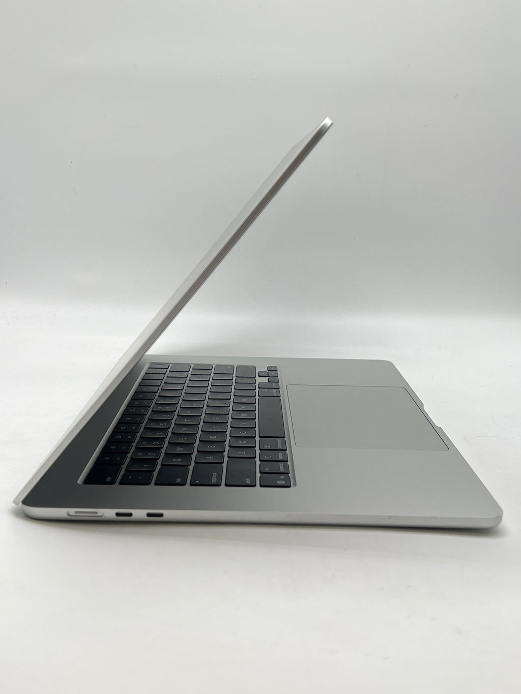 Apple MacBook Air 15" A3241 M4 16GB RAM 256GB SSD - For Parts Read