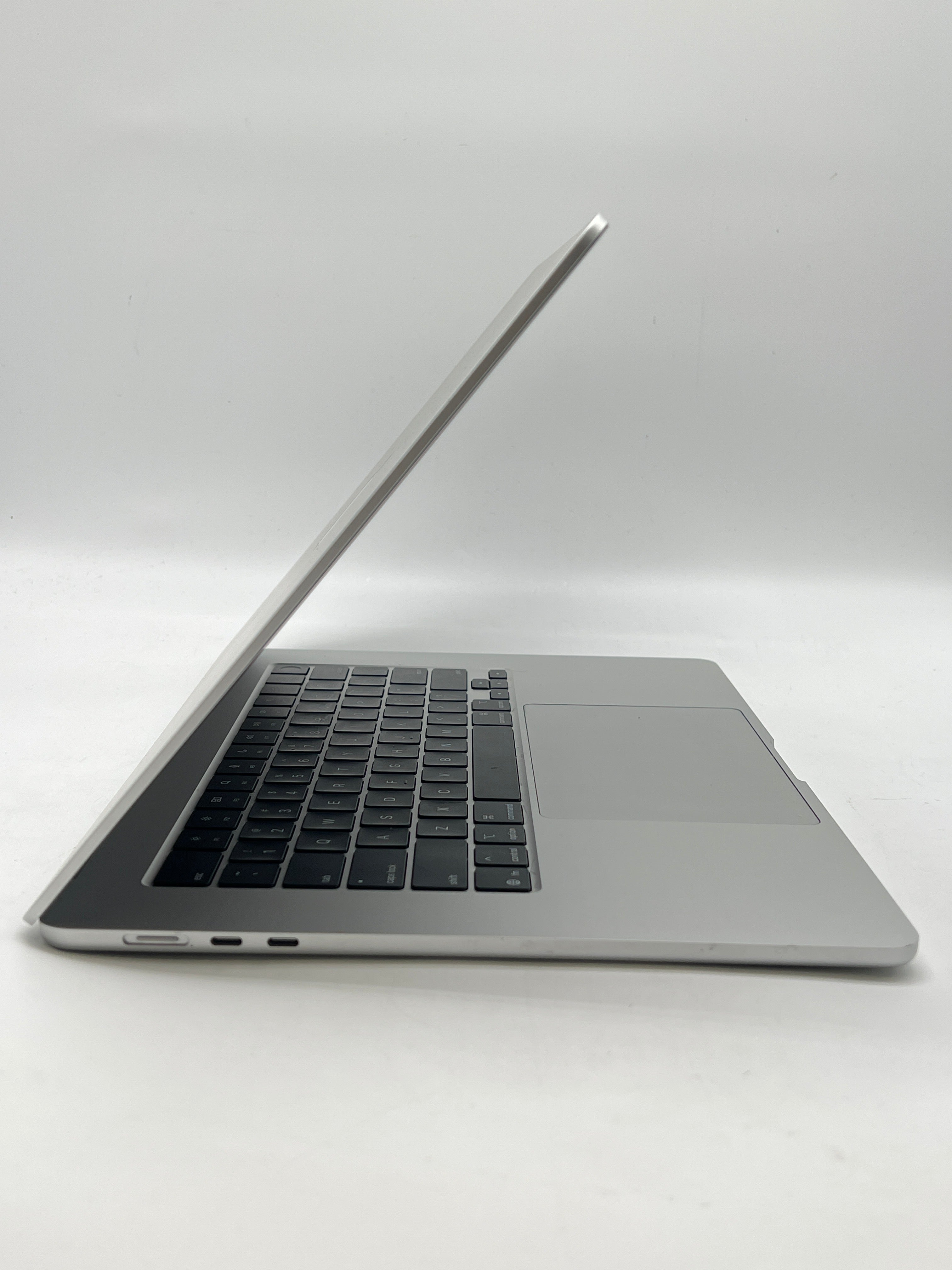Apple MacBook Air 15" A3241 M4 16GB RAM 256GB SSD - For Parts Read