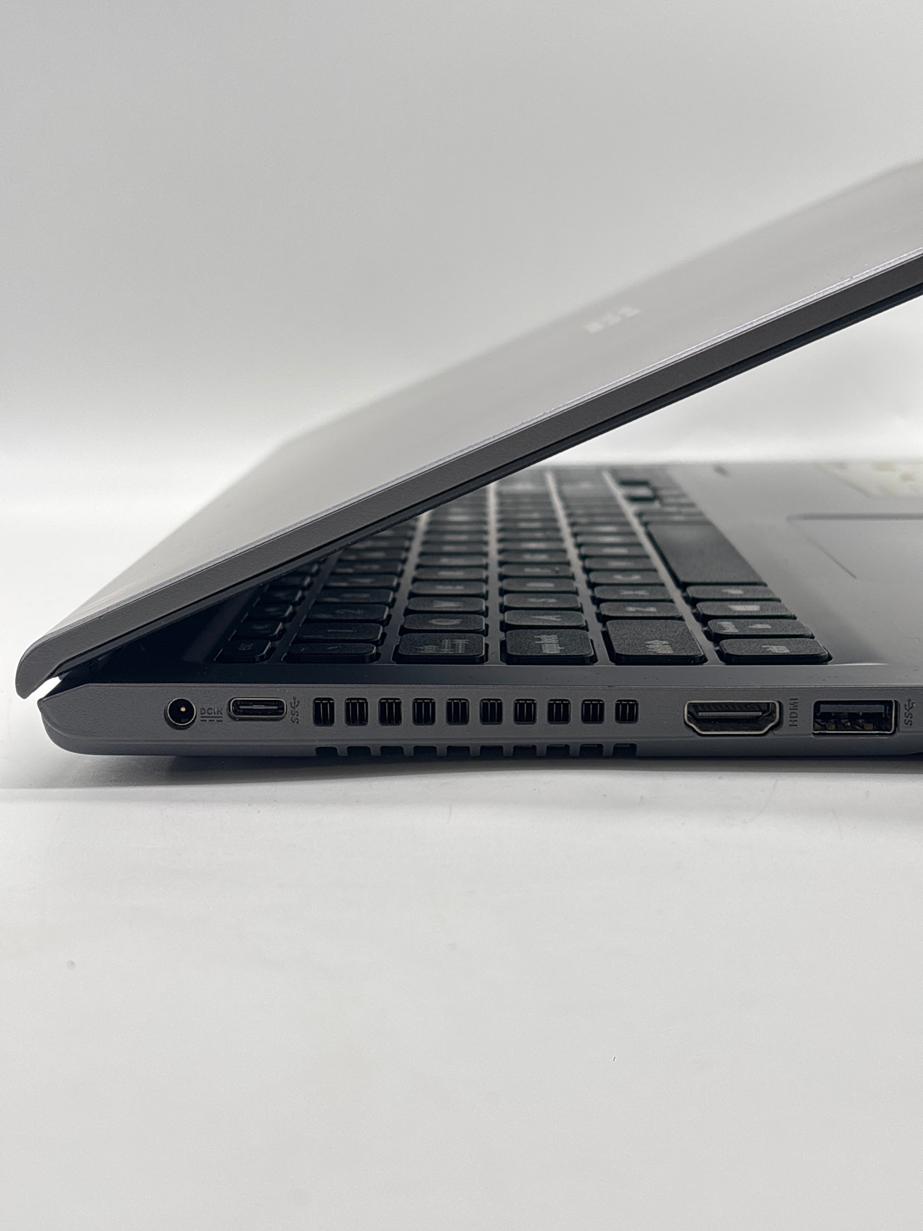 ASUS VivoBook X515J 15.6" i3-1005G1 8GB RAM 256GB SSD
