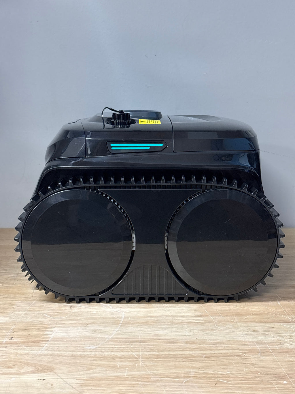 Wybot C2 Pool Vacuum Cleaner - New In Box Black