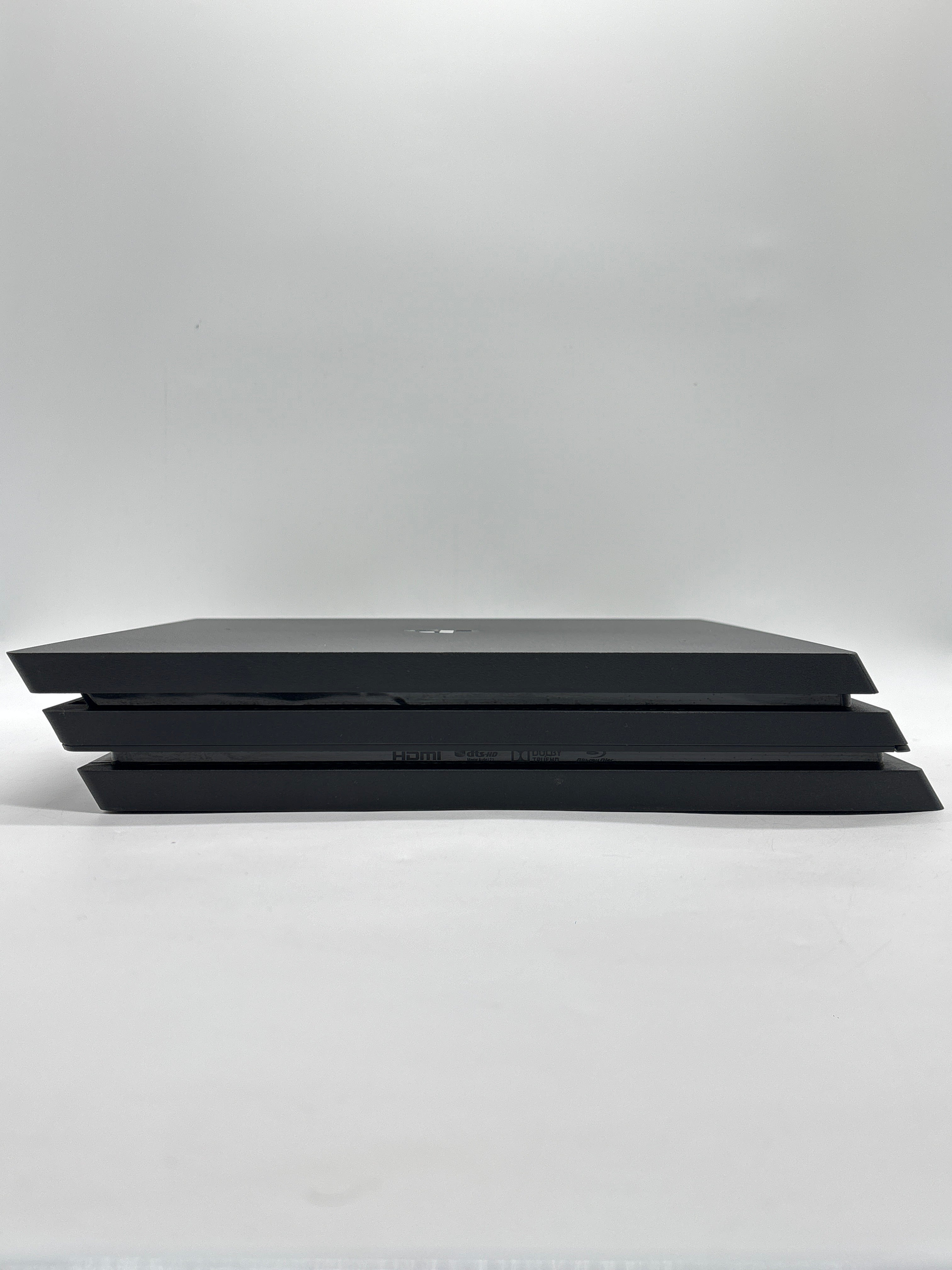 Sony PlayStation 4 Pro CUH-7015B 1TB - Used (Firmware 9.04)