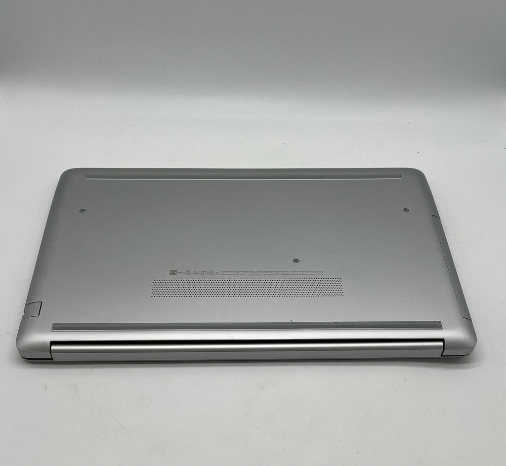 HP 15-DB0011DX AMD Ryzen 5 2500 U 8GB RAM 128GB SSD - Used