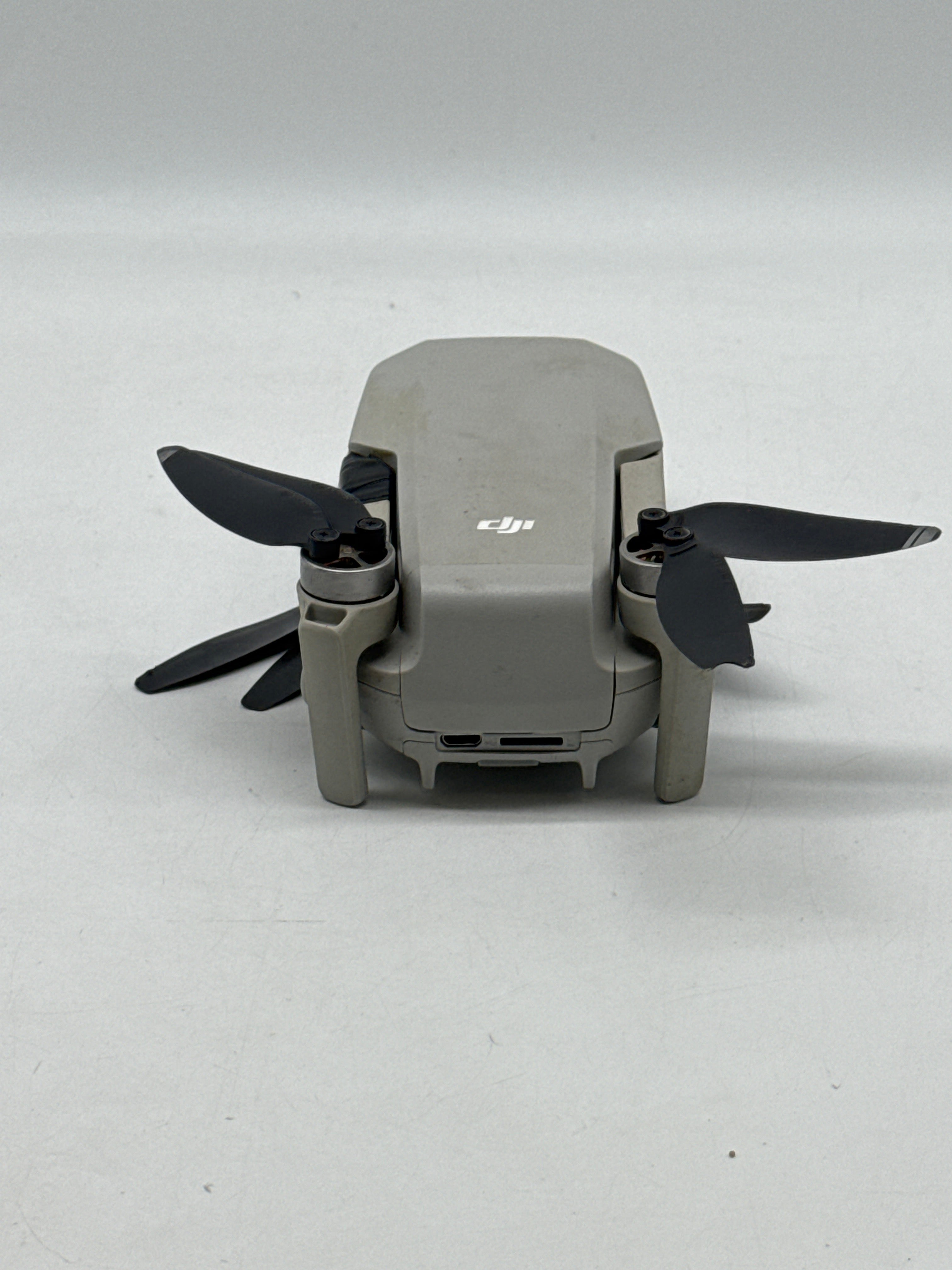 DJI Mavic Mini Drone 2.7K Camera 30min Flight Time - READ