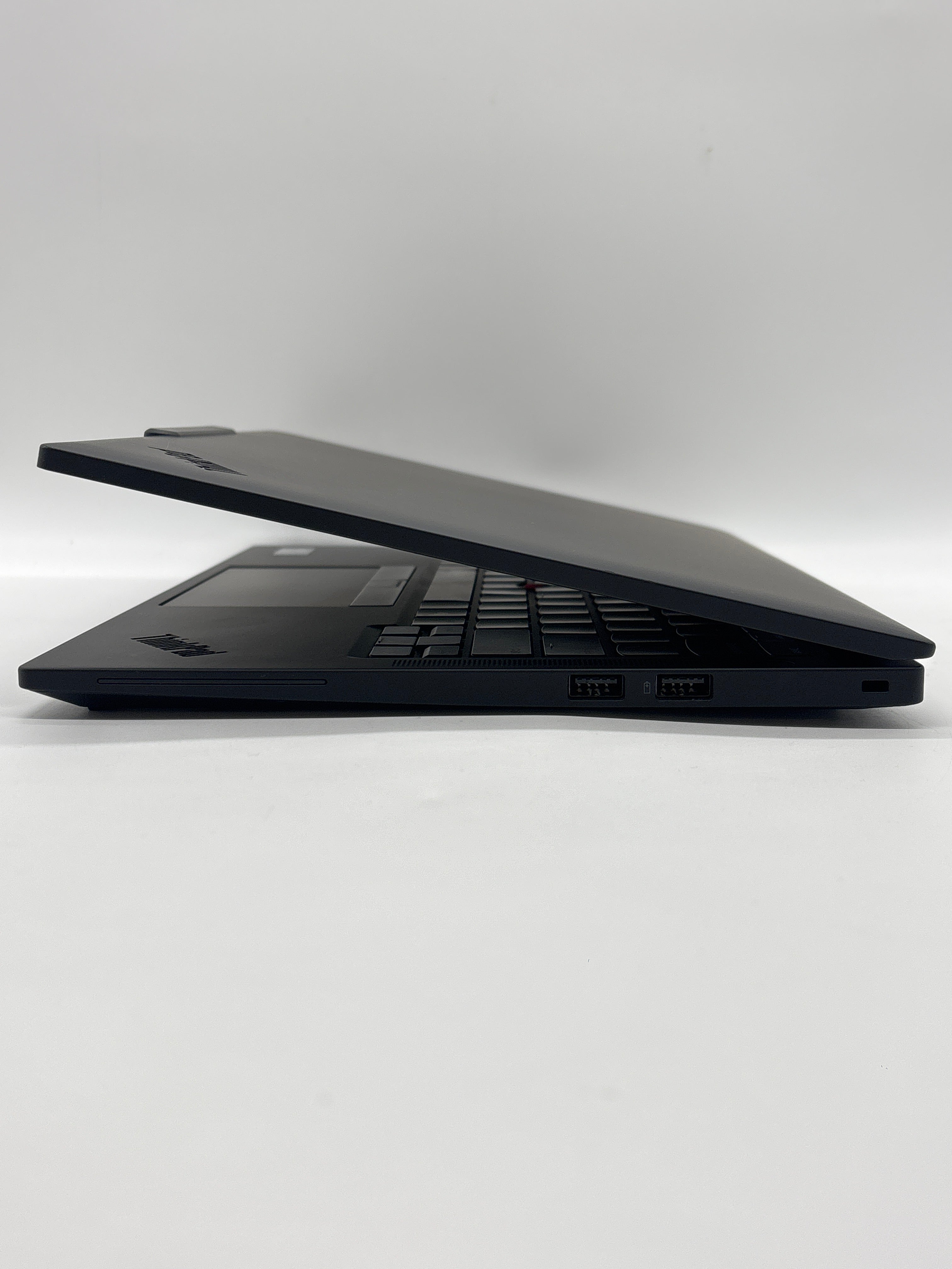 Lenovo ThinkPad T14s Gen 5 Ultra 5 135U 32GB RAM 512GB SSD - Remotely Managed
