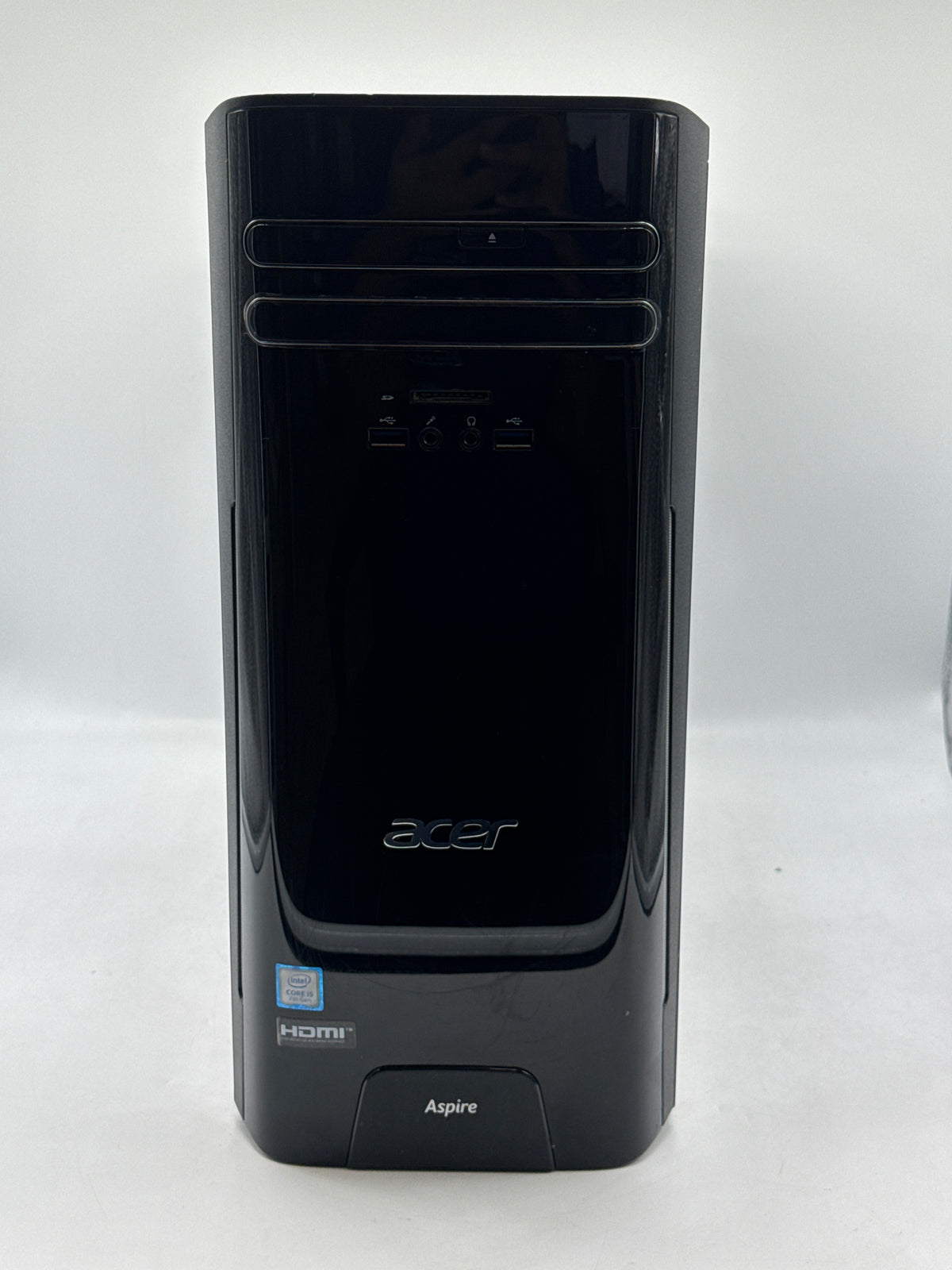 Acer Aspire TC-780-UR1B i5-7400 16GB RAM 256GB SSD + 300GB HDD Radeon HD8490 - Used