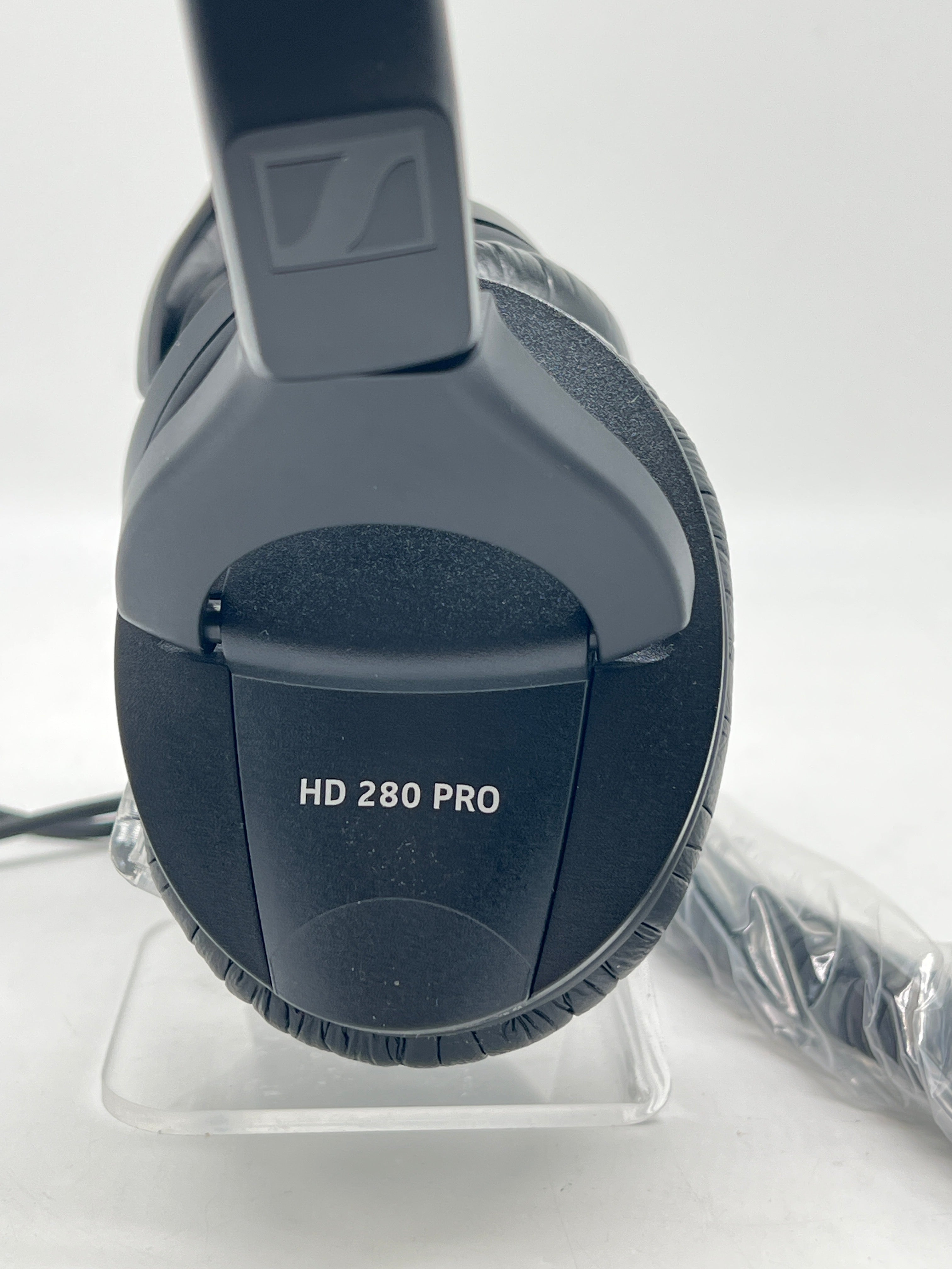 Sennheiser HD 280 Pro Wired Over-Ear Headphones Black