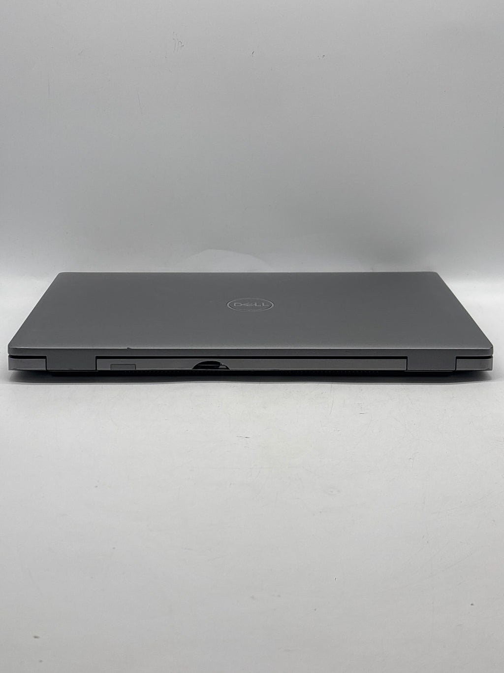 Dell Latitude 5520 15.6" Intel Core i5-1145G7 16GB RAM 256GB SSD Gray - READ