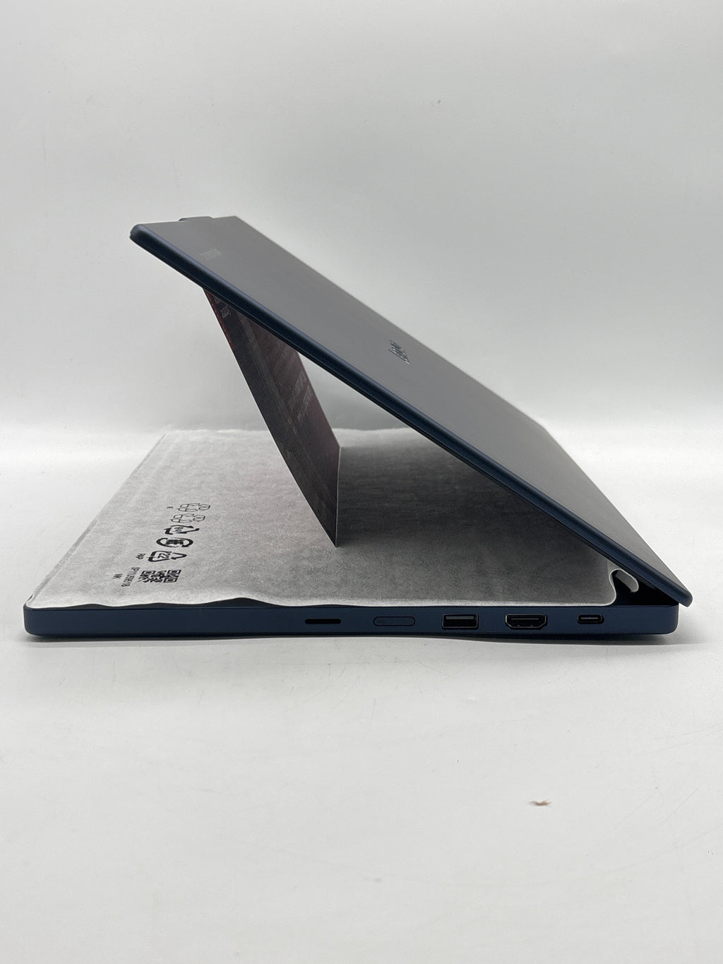 Lenovo 15ITN10 15" Intel N355 8GB RAM 128GB SSD Cosmic Blue - Open Box