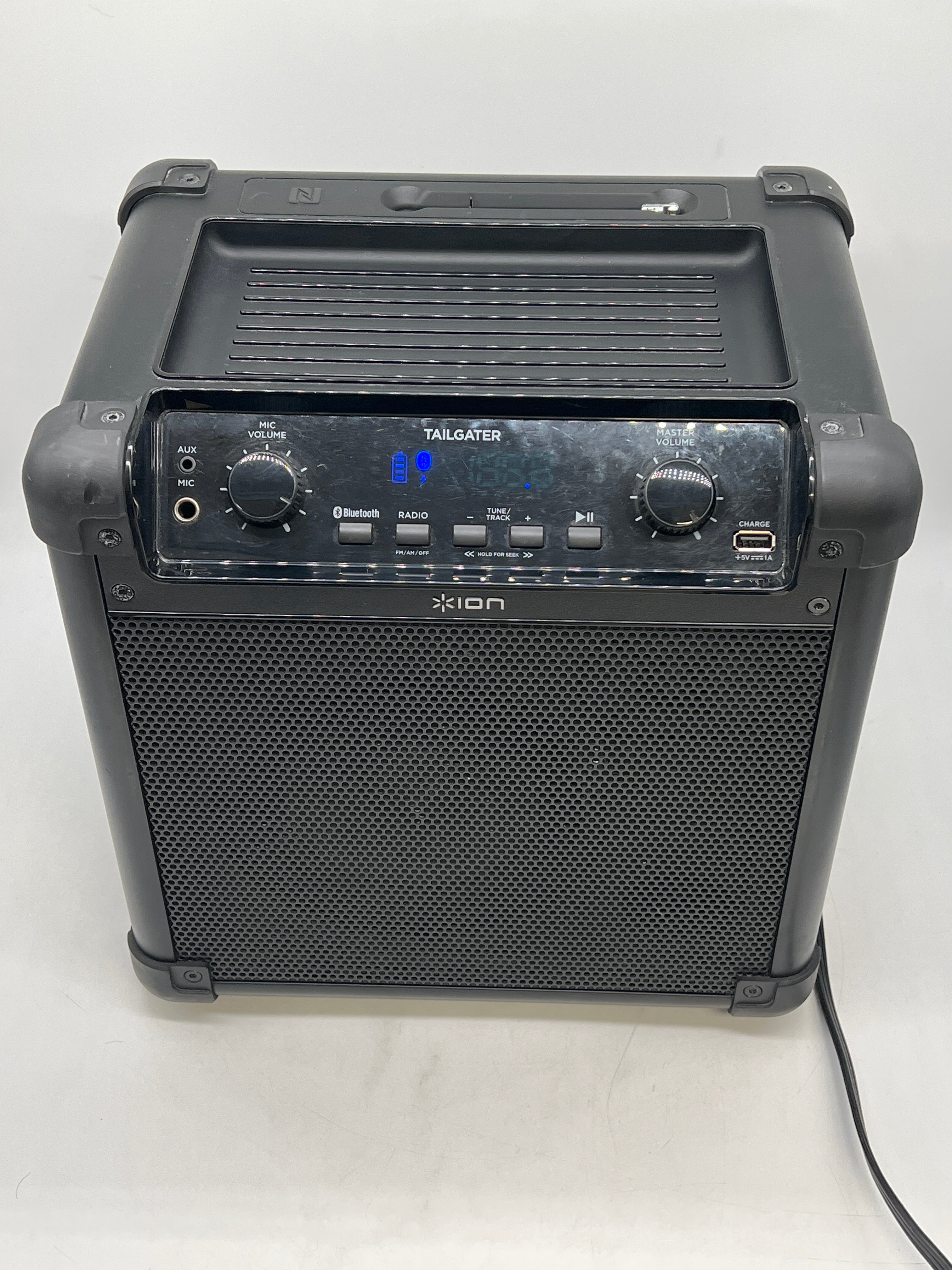 ION Tailgater IPA77 50W Portable Bluetooth Speaker - For Parts (Broken Antennae)