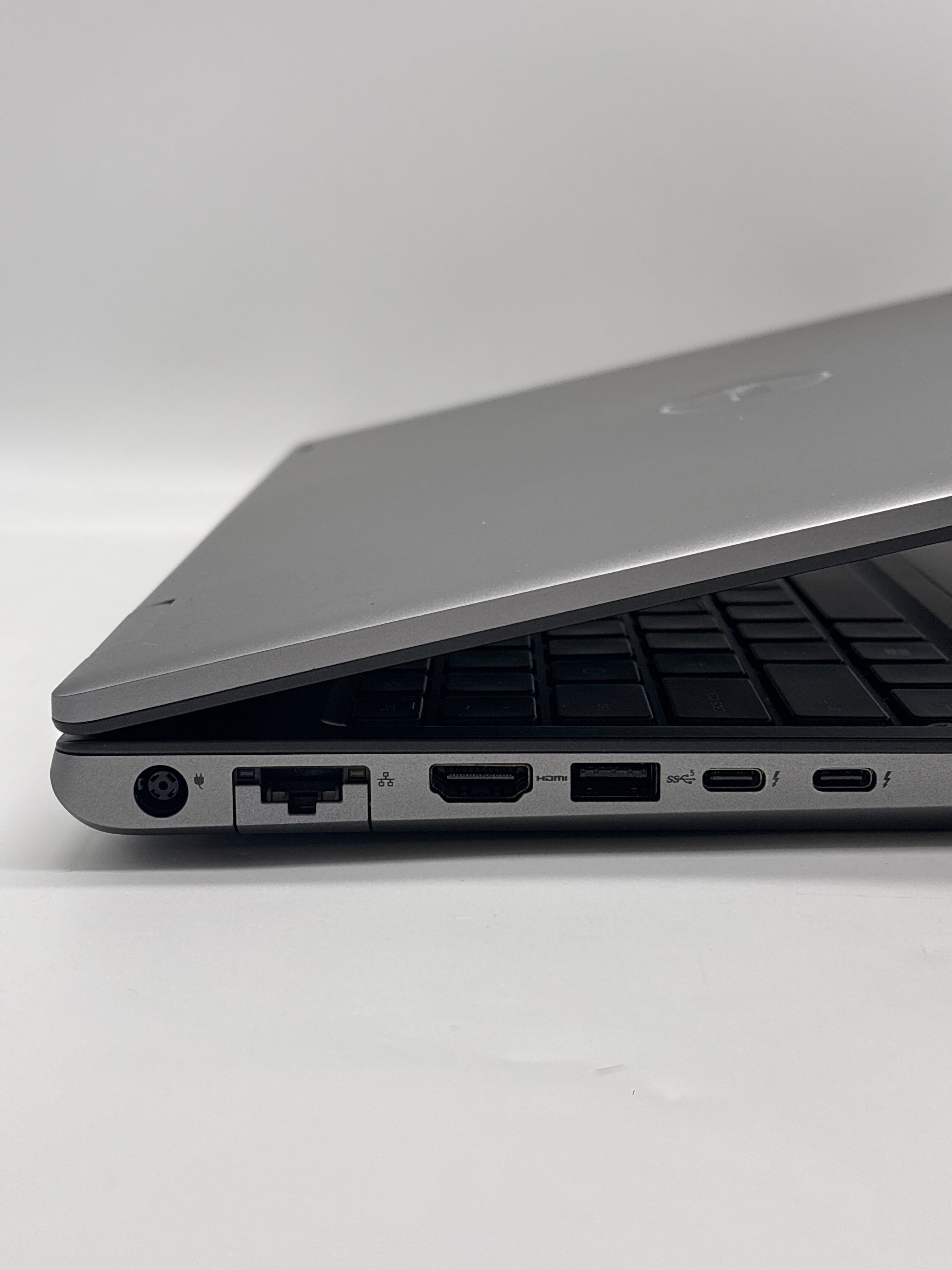 Dell Precision 7680 i7-13850HX 32GB RAM 1TB SSD RTX 1000 Ada Used
