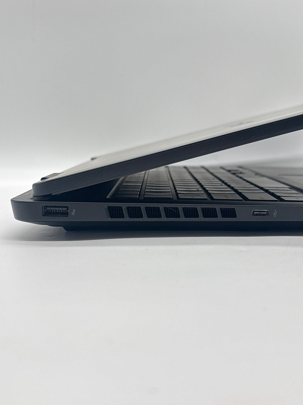 HP OMEN 16-an0001nr Ultra 7 255H 16GB RAM 1TB SSD RTX 5060