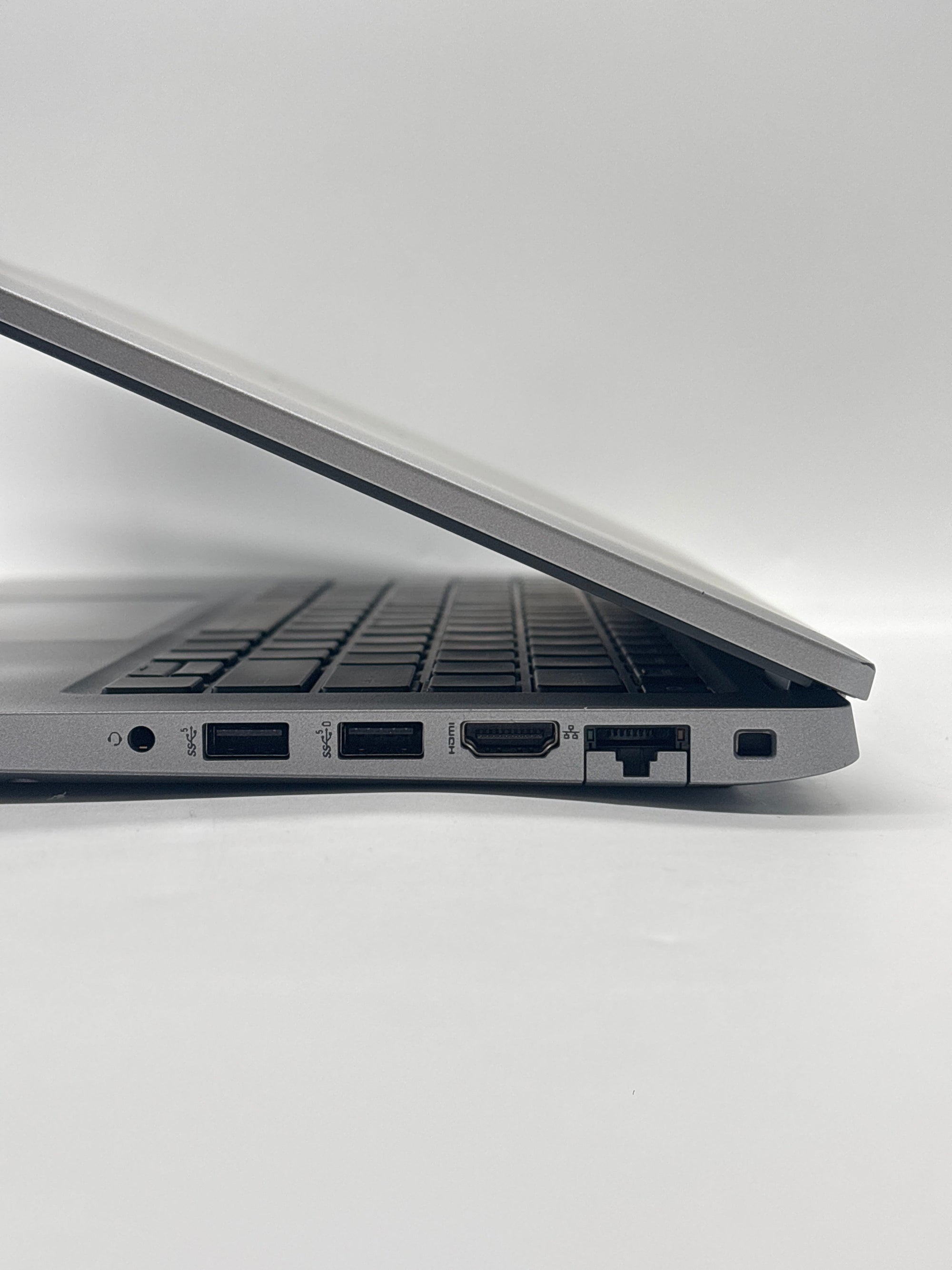 Dell Latitude 5430 i5-1235U 32GB RAM 256GB SSD