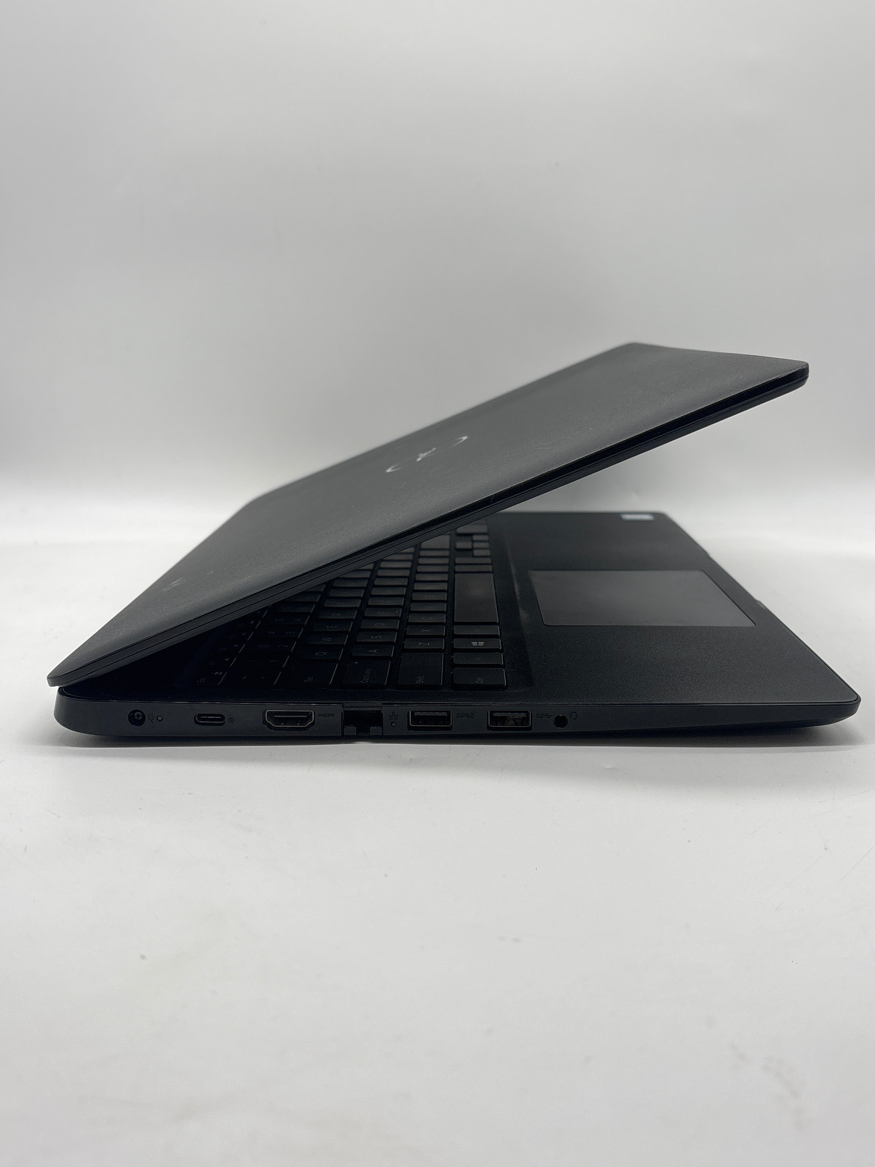 Dell Latitude 3500 15.6" i5-8365U 8GB RAM 512GB SSD - Remotely Managed