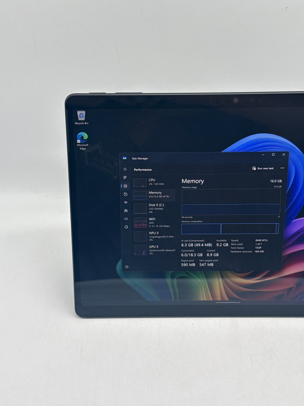 Microsoft Surface Pro 11 2076 Snapdragon X 12-Core 16GB RAM 256GB SSD