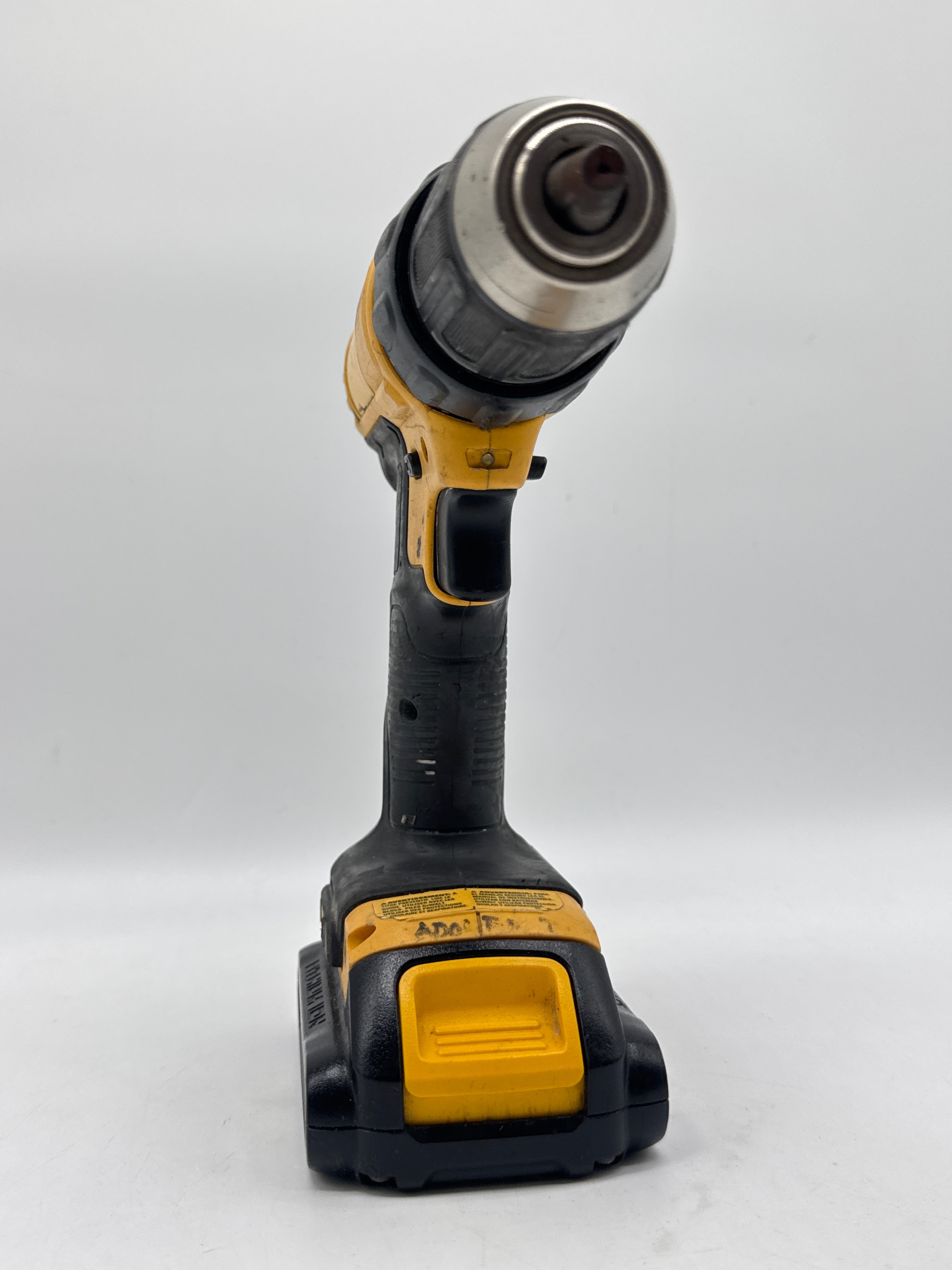 DeWalt DCD771 20V Lithium-Ion Drill/Driver 1/2 w/ Battery & Charger