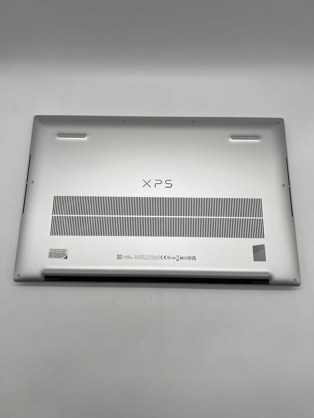 Dell XPS 17 9730 i7-13700H 32GB RAM 1TB SSD RTX 4050