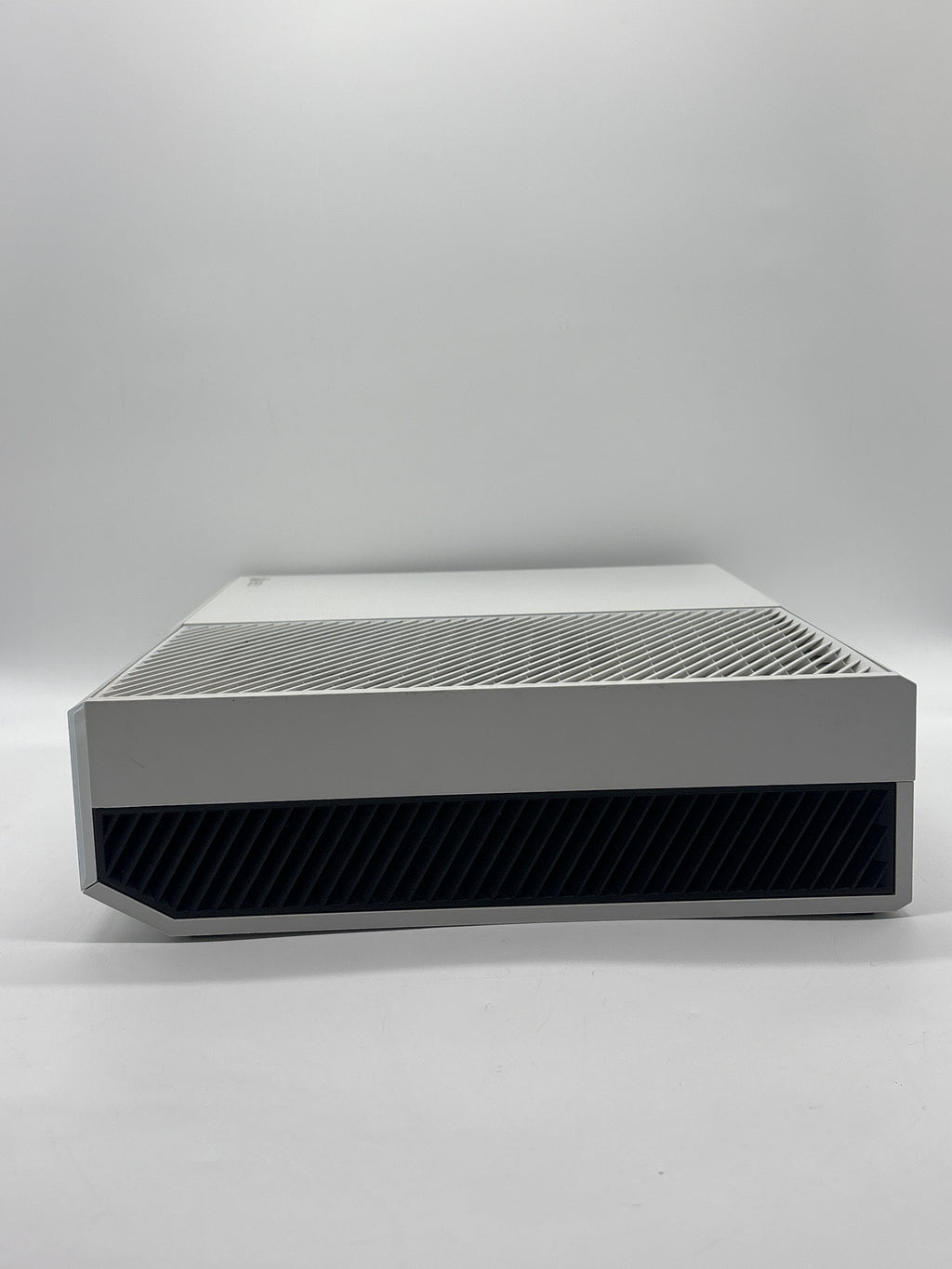 Microsoft Xbox One (1540) 2013 White 500GB - Used
