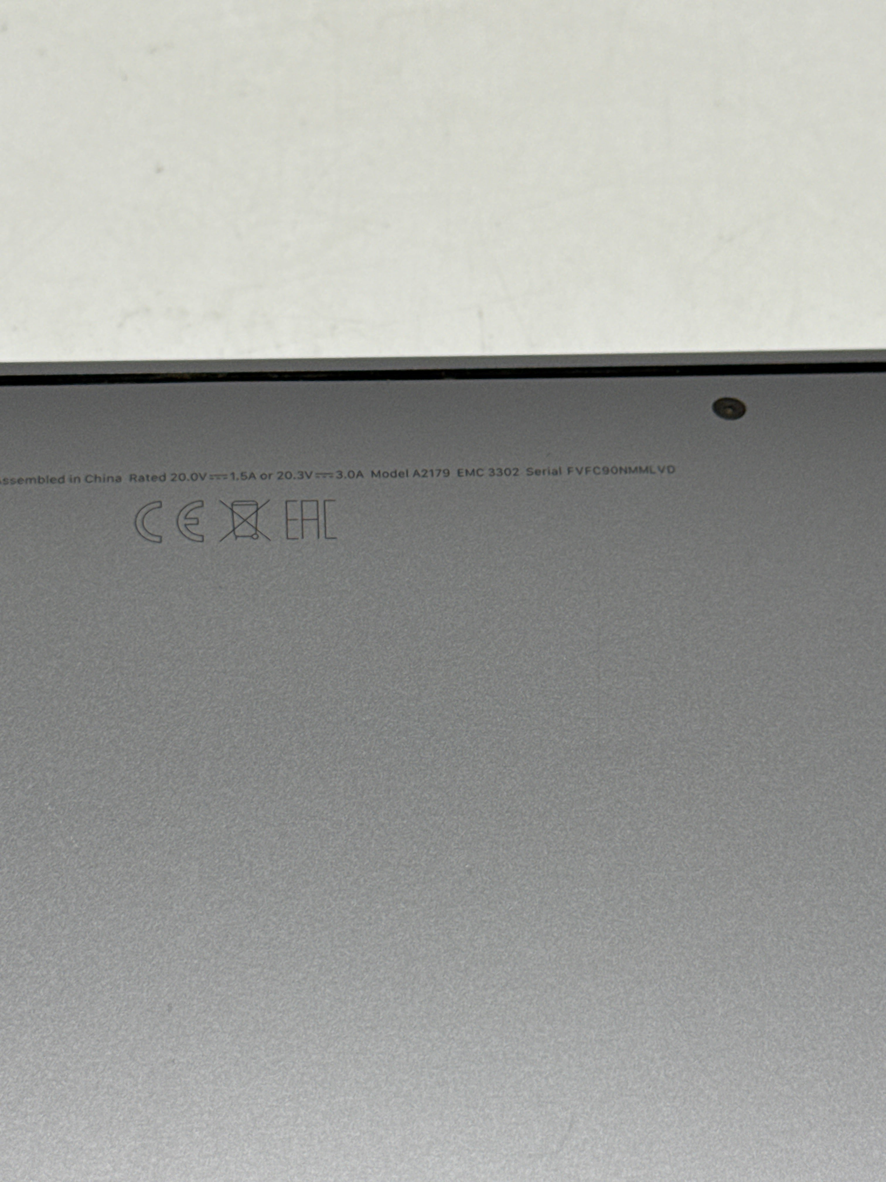 Apple MacBook Air 13" A2179 i7 16GB RAM 512GB SSD - Missing Arrow Key