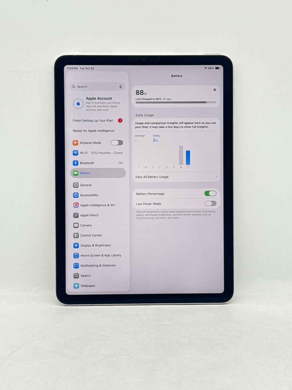 Apple iPad Air 5th Gen 64GB Wi-Fi Pink - Used