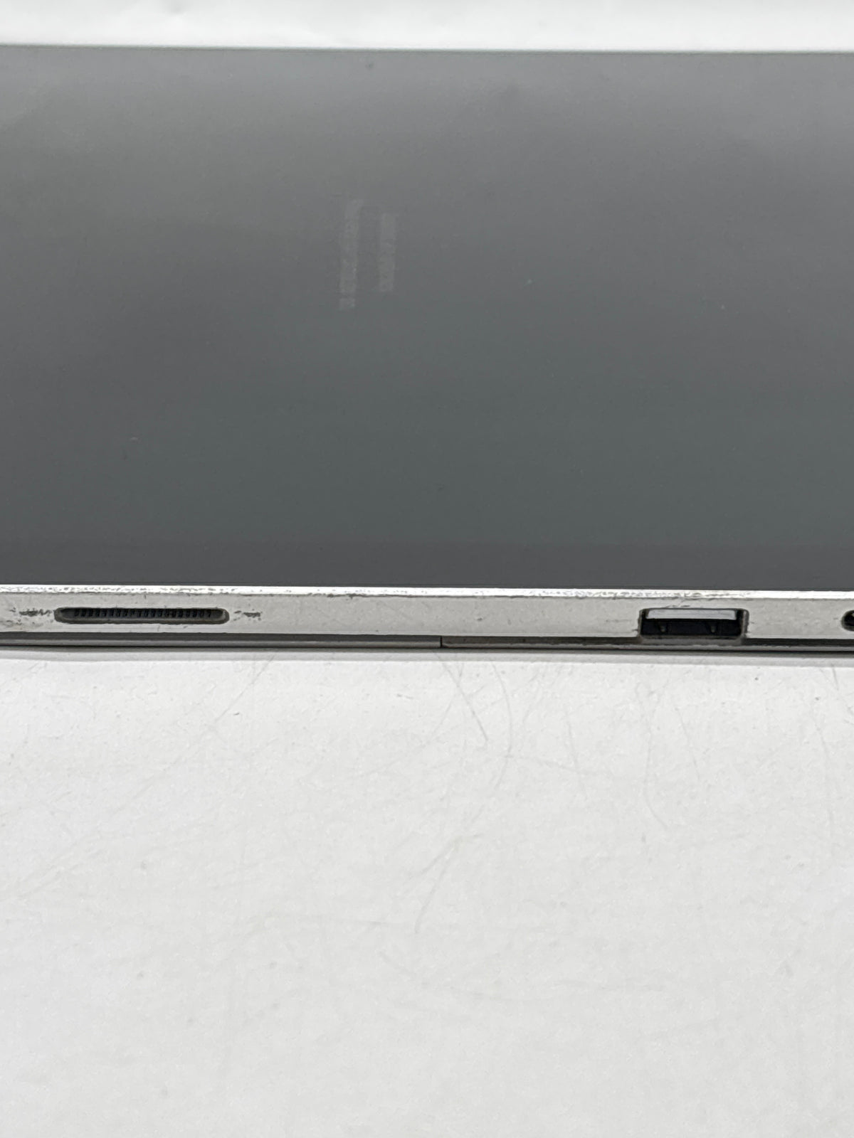 Microsoft Surface Pro 7 Model 1866 Core i5 1035G4 8GB RAM 128GB SSD - For Parts