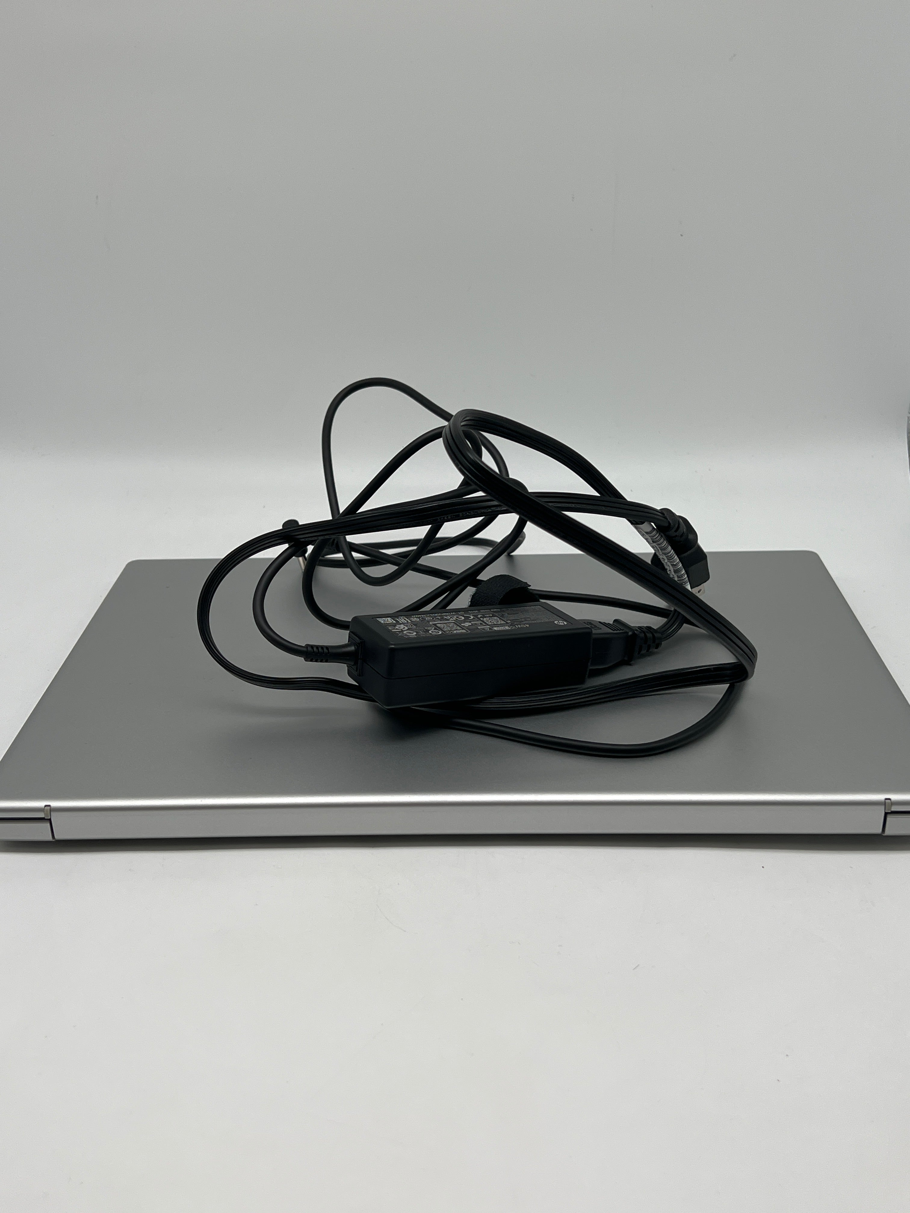 HP Laptop 15-fd0xxx i3-N305 8GB RAM 256GB SSD - Used