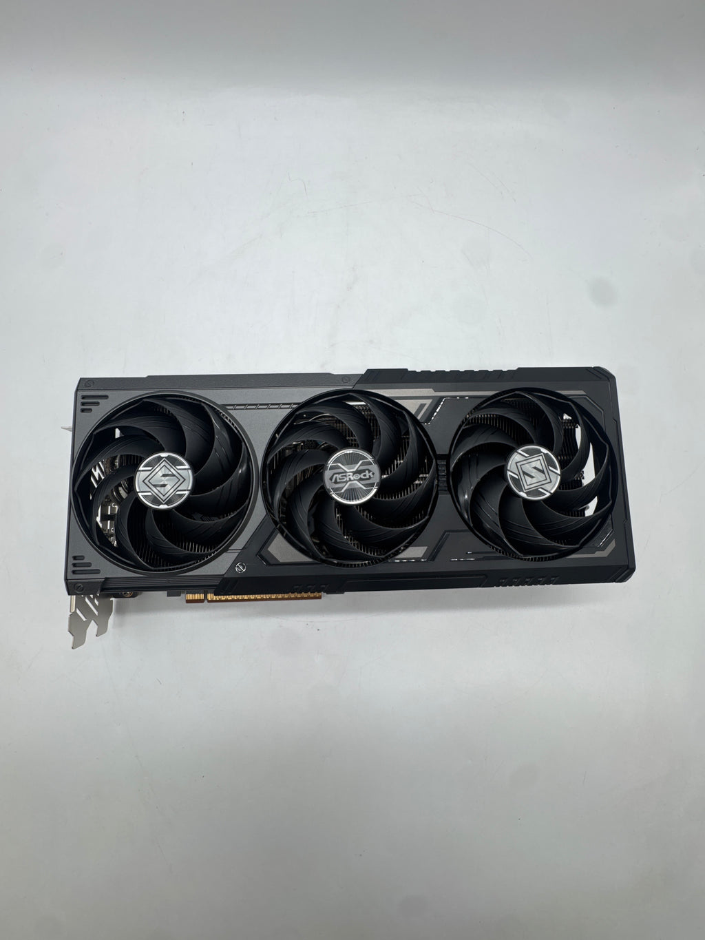 ASRock Radeon RX 9070 XT Steel Legend Gaming OC 16GB - Used