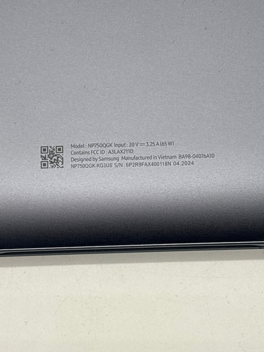 Samsung NP750QGK Galaxy Book 4 360 i7 16GB 512GB SSD Gray - Cracked Screen