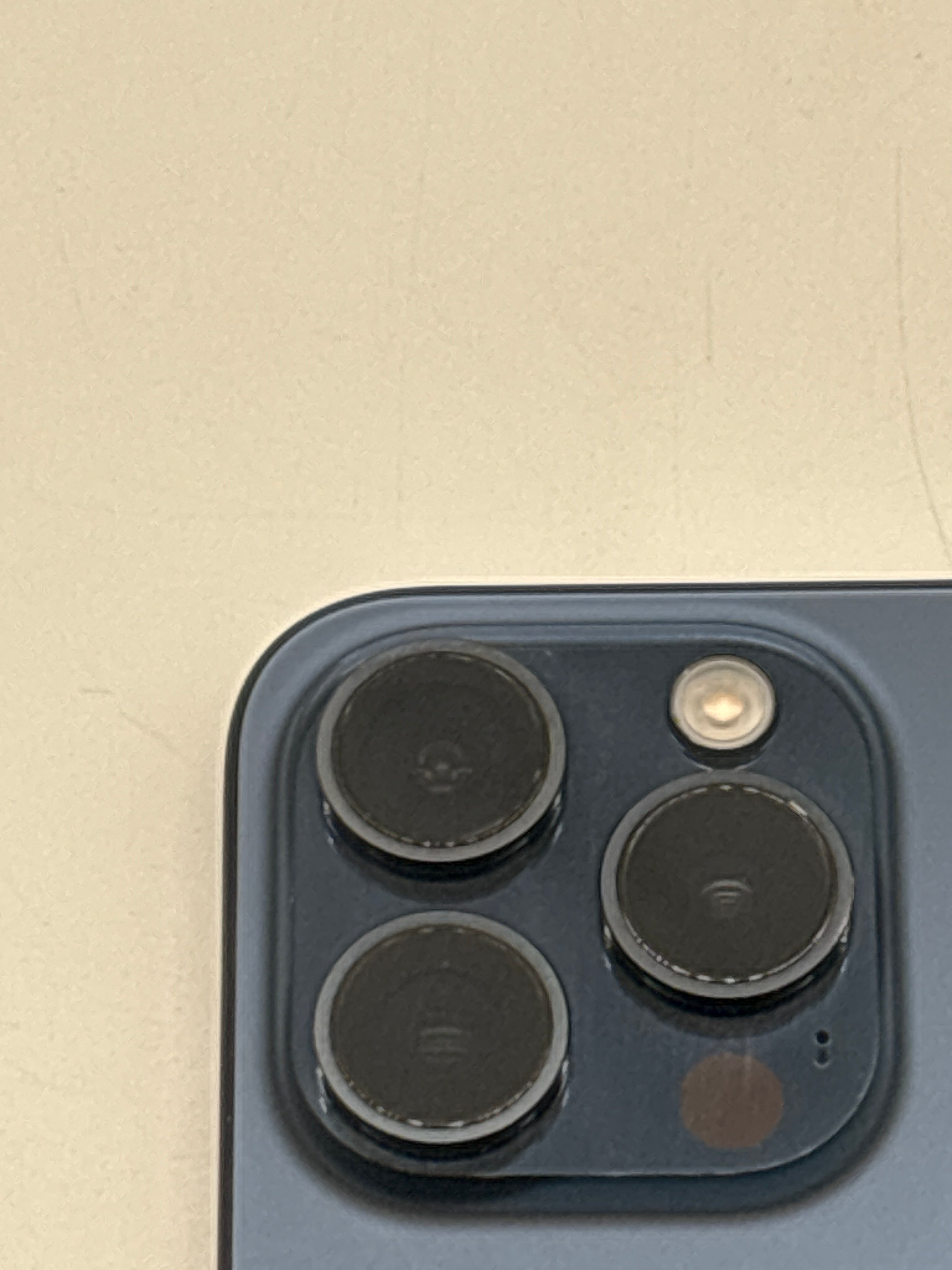 Apple iPhone 15 Pro 128 GB Blue Titanium Unlocked Used