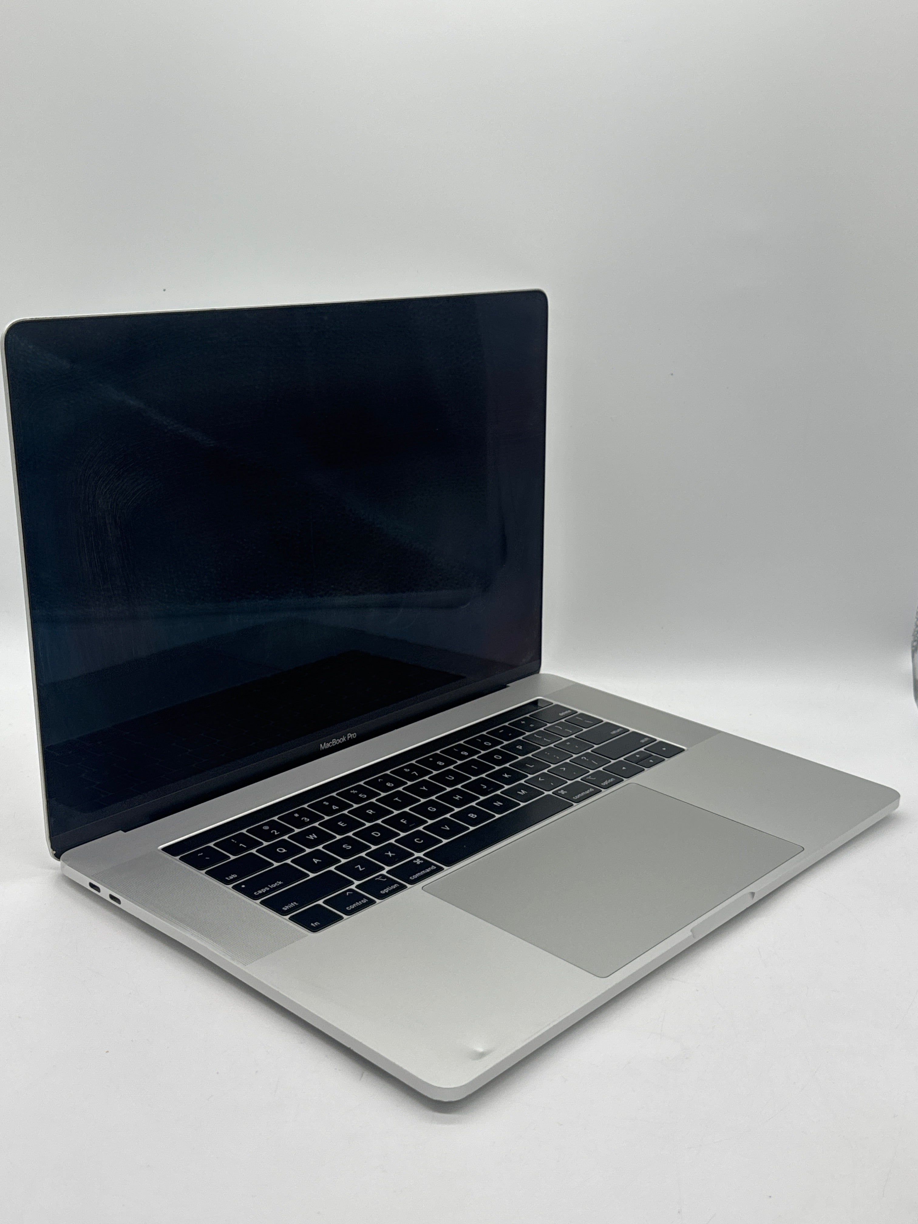 Apple MacBook Pro 15" A1990 i7 16B RAM 512GB SSD - Used