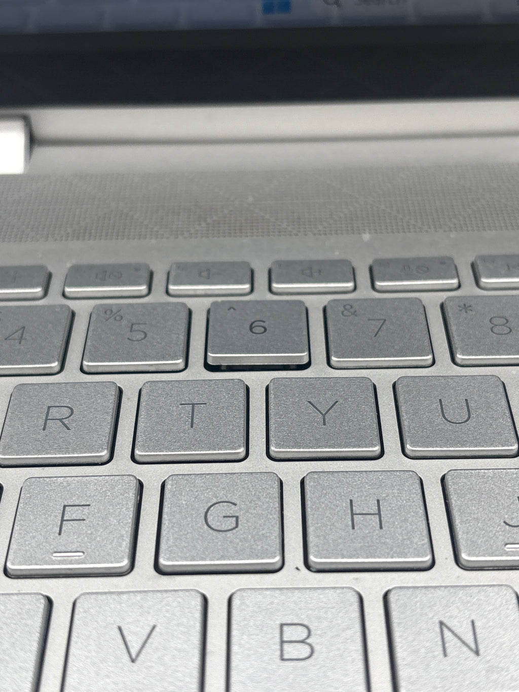 HP Envy X360 15m-edxxx i7-1065G7 12GB RAM 512GB SSD - For Parts (READ)
