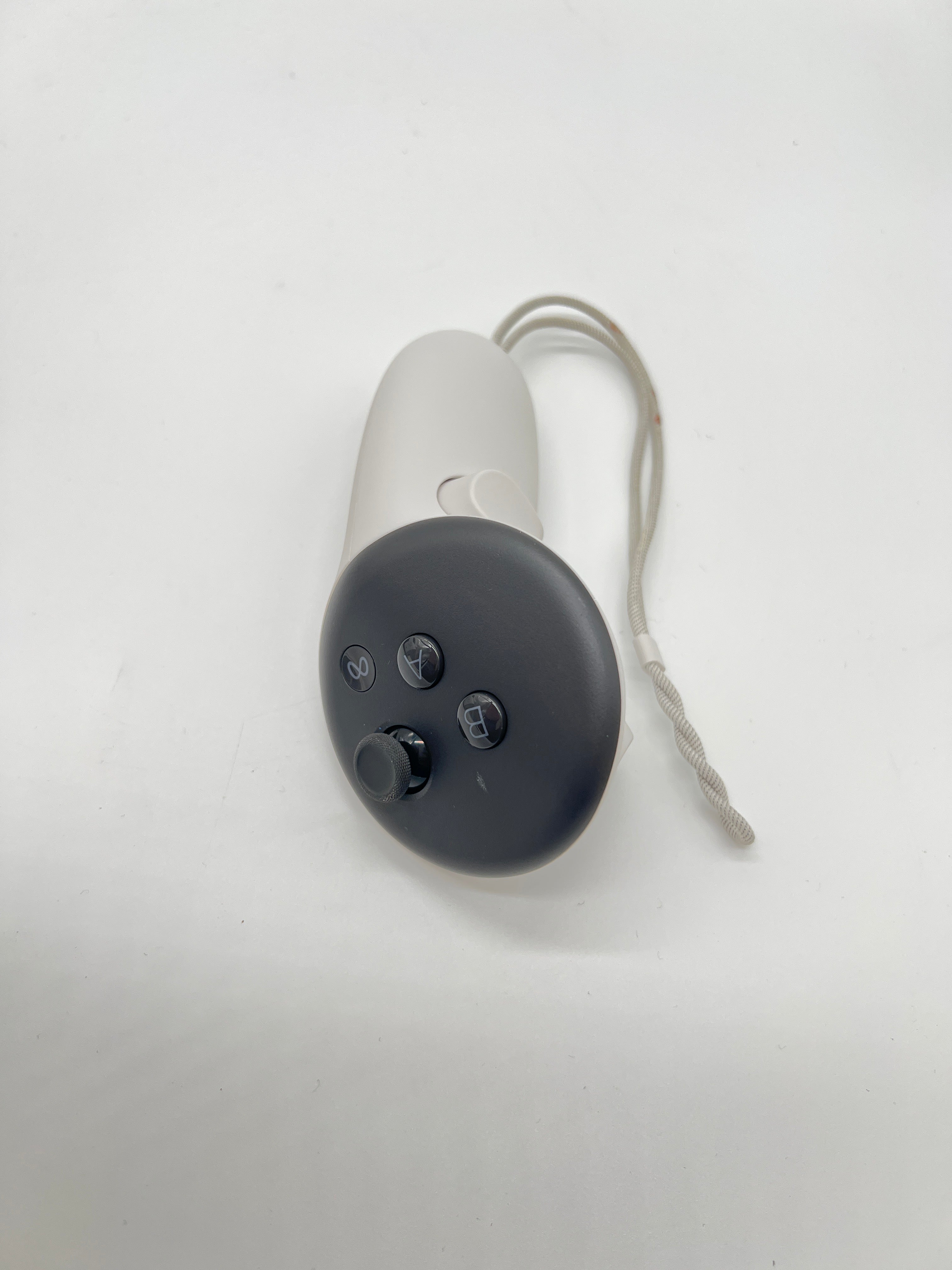 Used Meta Quest 3s VR Headset 128GB White Controllers