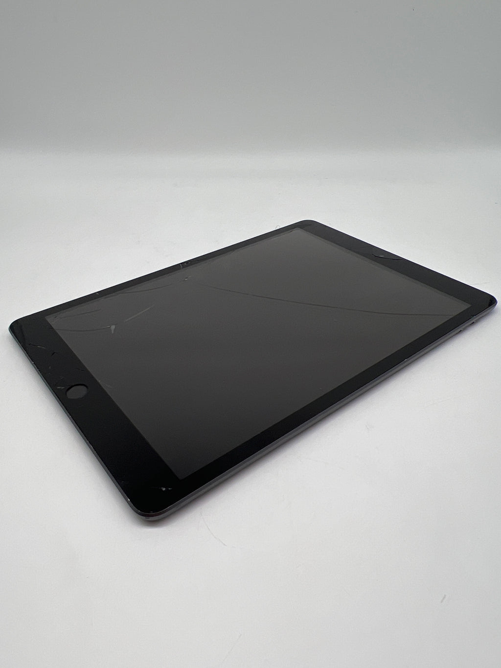 Apple iPad 9th Gen MK2K3LL/A 64GB Wi Fi - Cracked Screen