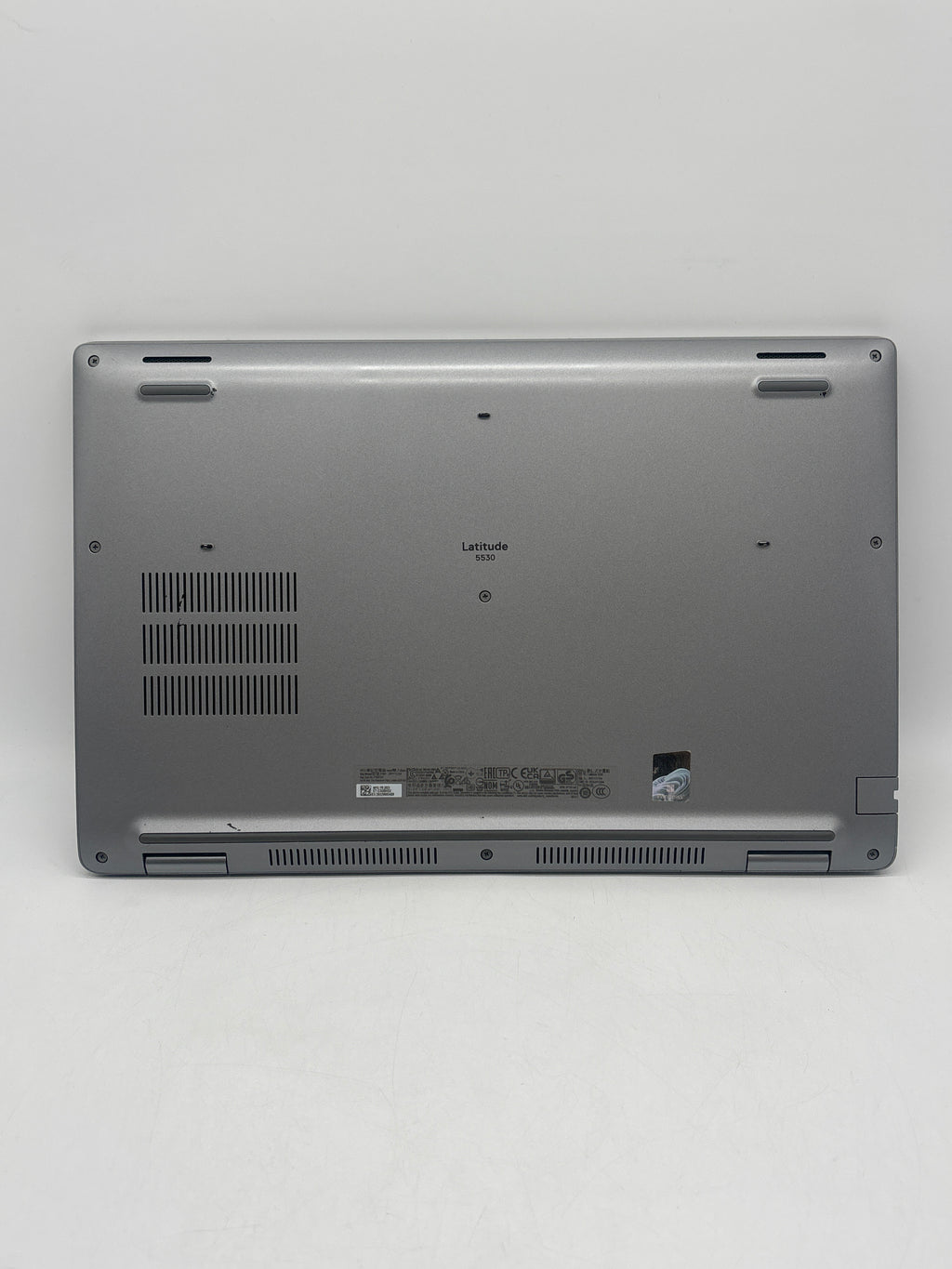 Dell Latitude 5530 i5-1245U 16 GB RAM 512 GB SSD - For Parts (Crack on Corner)