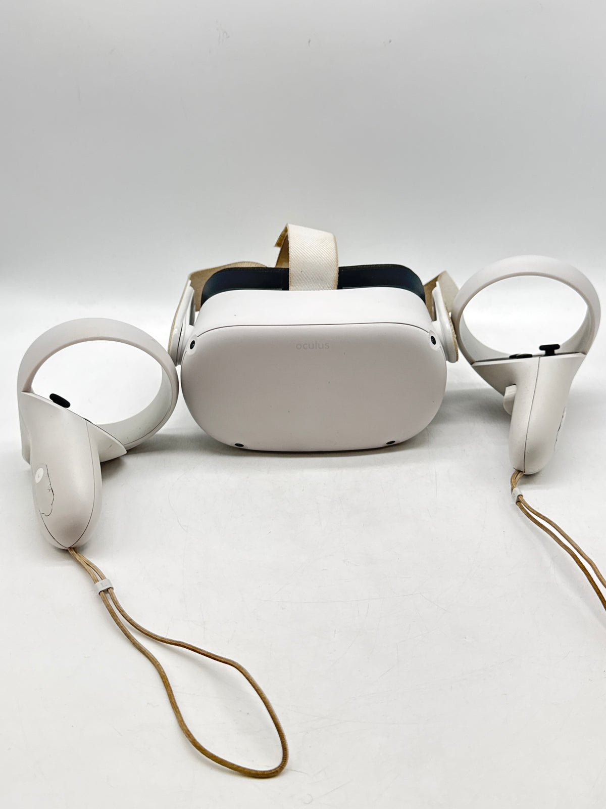 Meta Quest 2 256GB VR Headset White w/ 2 Controllers