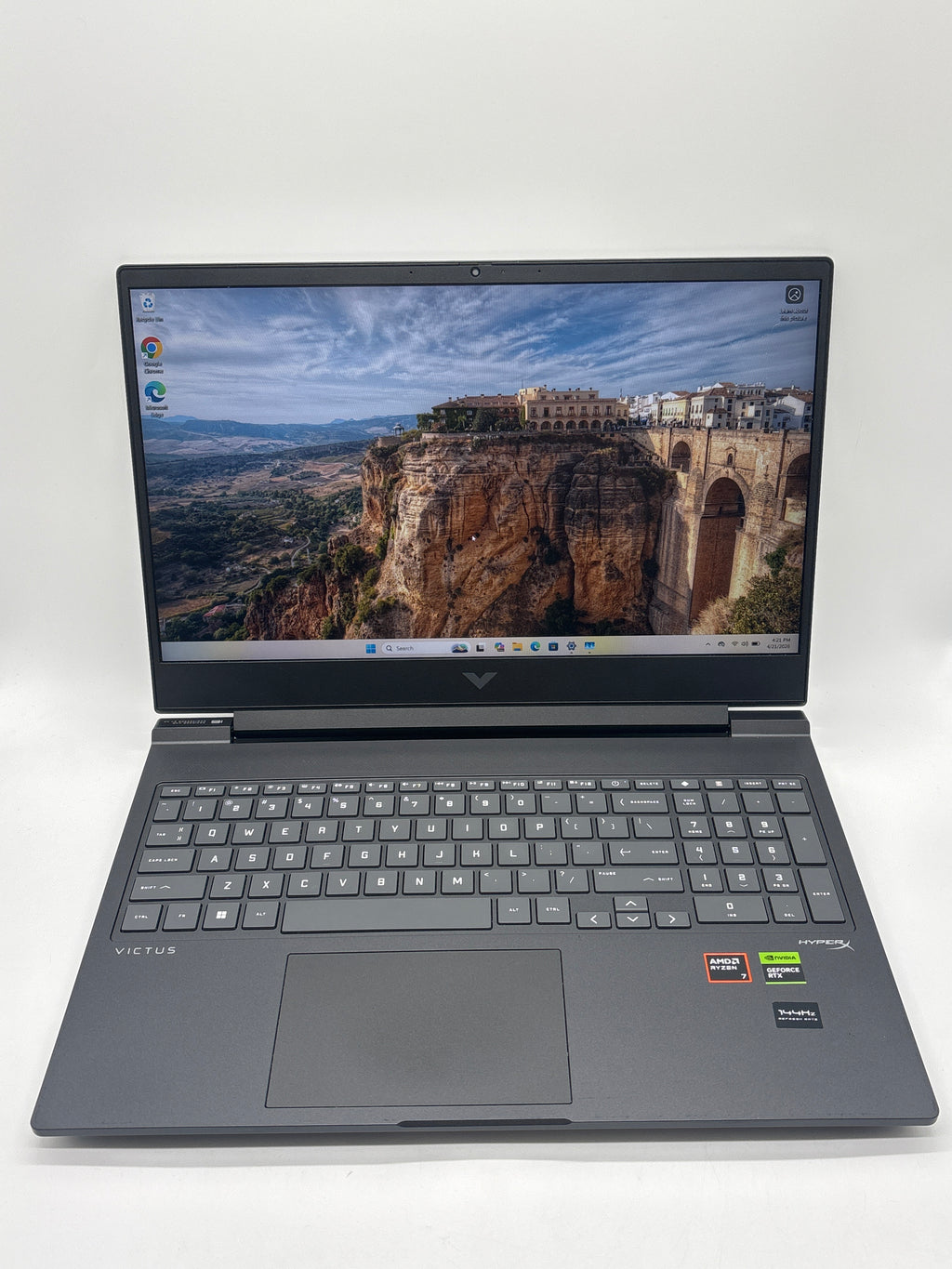 HP Victus 16-S1023DX Ryzen 7 8845HS 64GB RAM 4 TB SSD RTX 4070