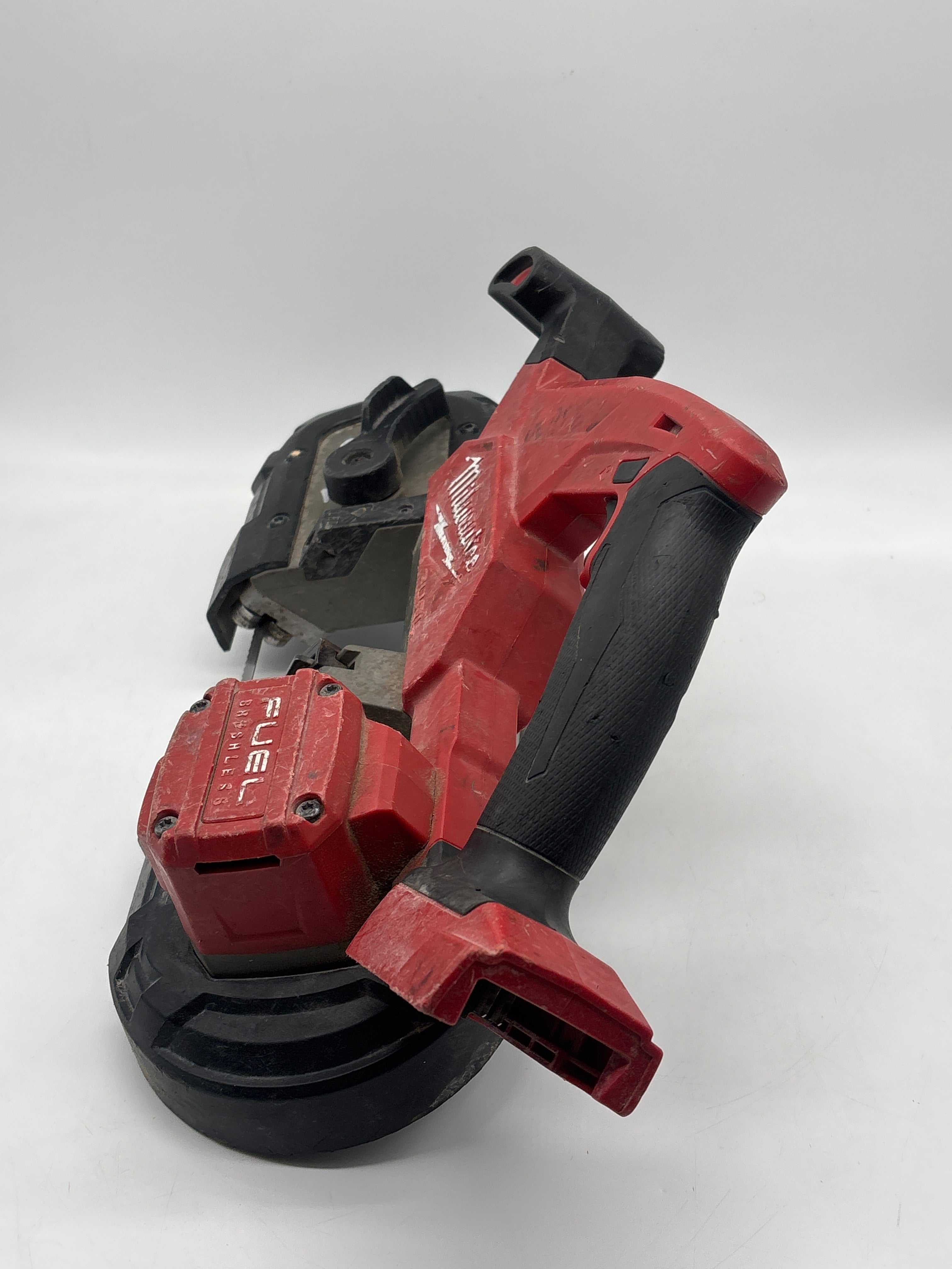 Milwaukee 2829-20 M18 FUEL Brushless Compact Band Saw With Battery