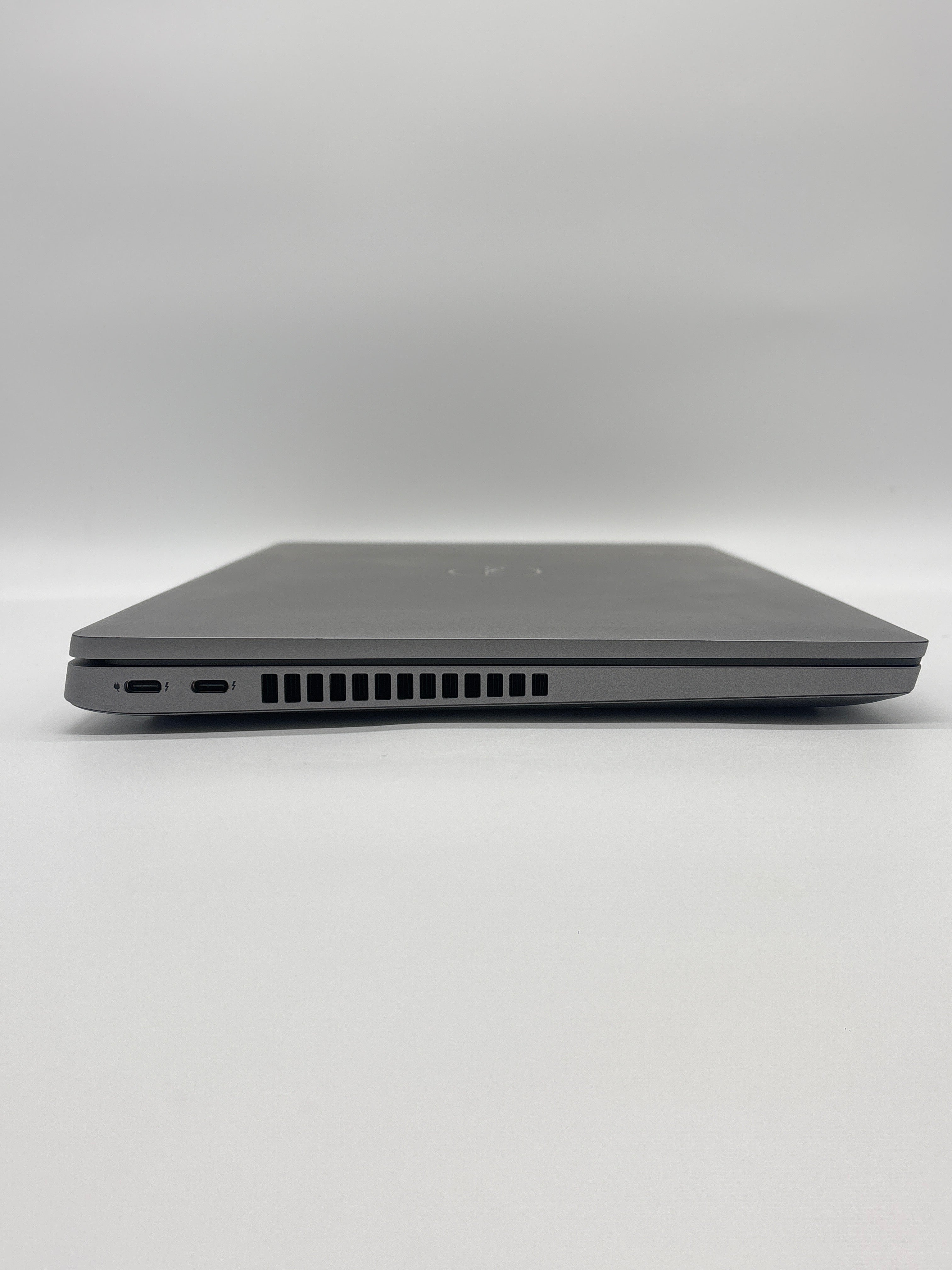 Dell Latitude 5420 14 in Intel Core i7 11th Gen 16GB RAM 512GB SSD Gray Used