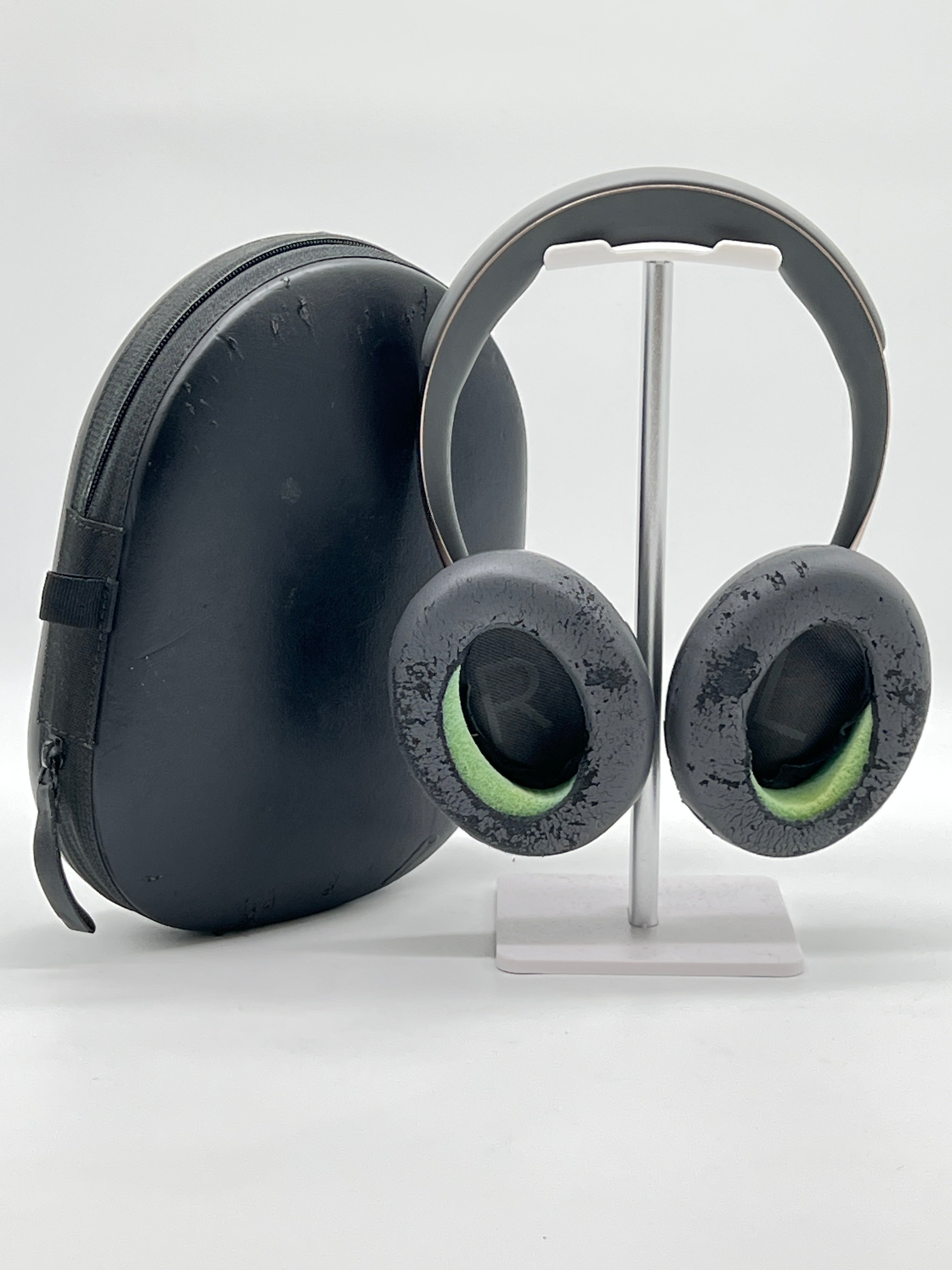 Bose Noise Cancelling Headphones 700 40 mm Wireless Over Ear Used