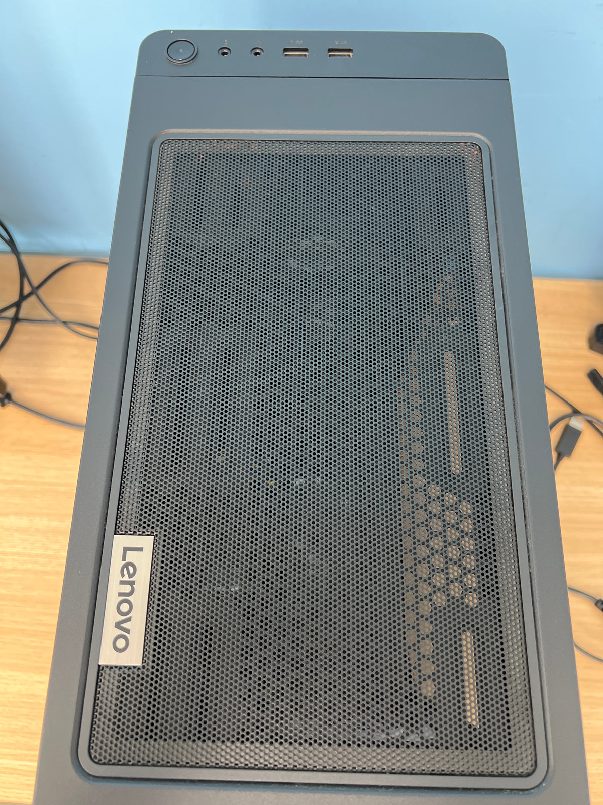 Lenovo Legion T5 26AMR5 AMD Ryzen 5 3600 16GB RAM 512GB SSD GTX 1650 Super - Used