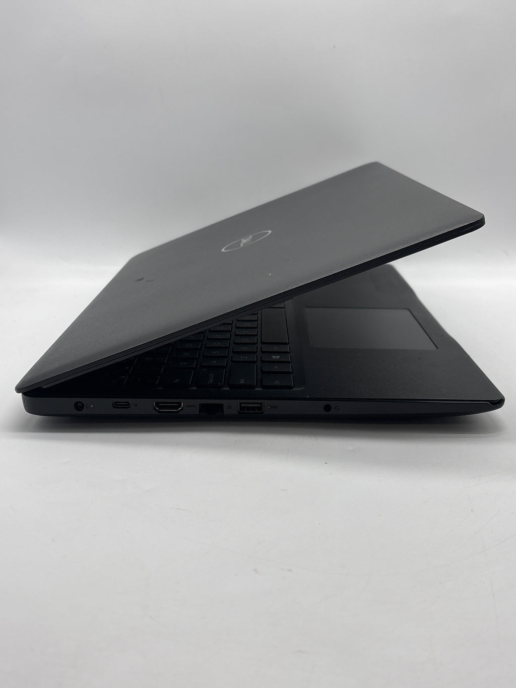 Dell Latitude 3590 15.6" Intel Core i3-7130U 4GB RAM 500GB HDD Black - No Display