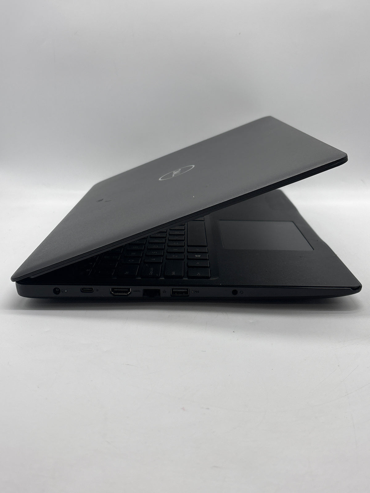 Dell Latitude 3590 15.6" Intel Core i3-7130U 4GB RAM 500GB HDD Black - No Display