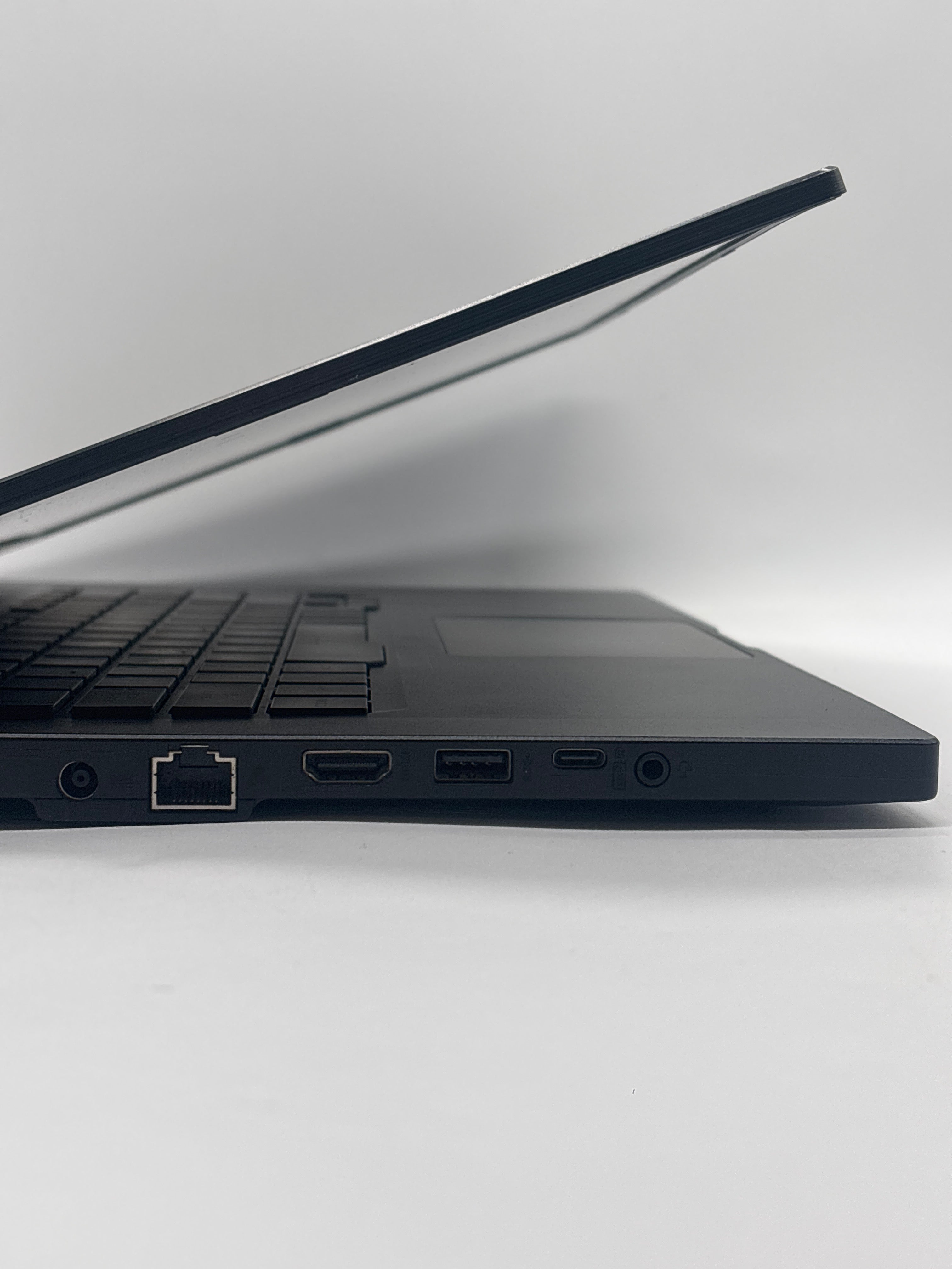 ASUS ROG Zephyrus G15 GA502I Ryzen 7 4800HS 16GB RAM 1TB SSD GTX 1660 Ti