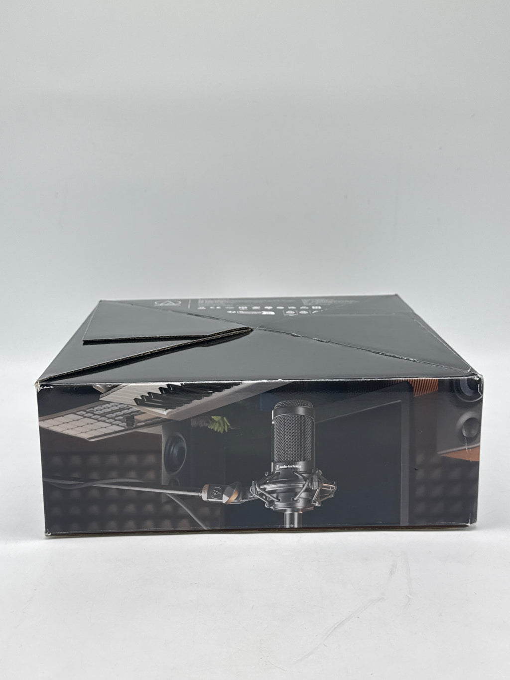 Audio Technica AT2035 Cardioid Condenser Microphone Black Open Box