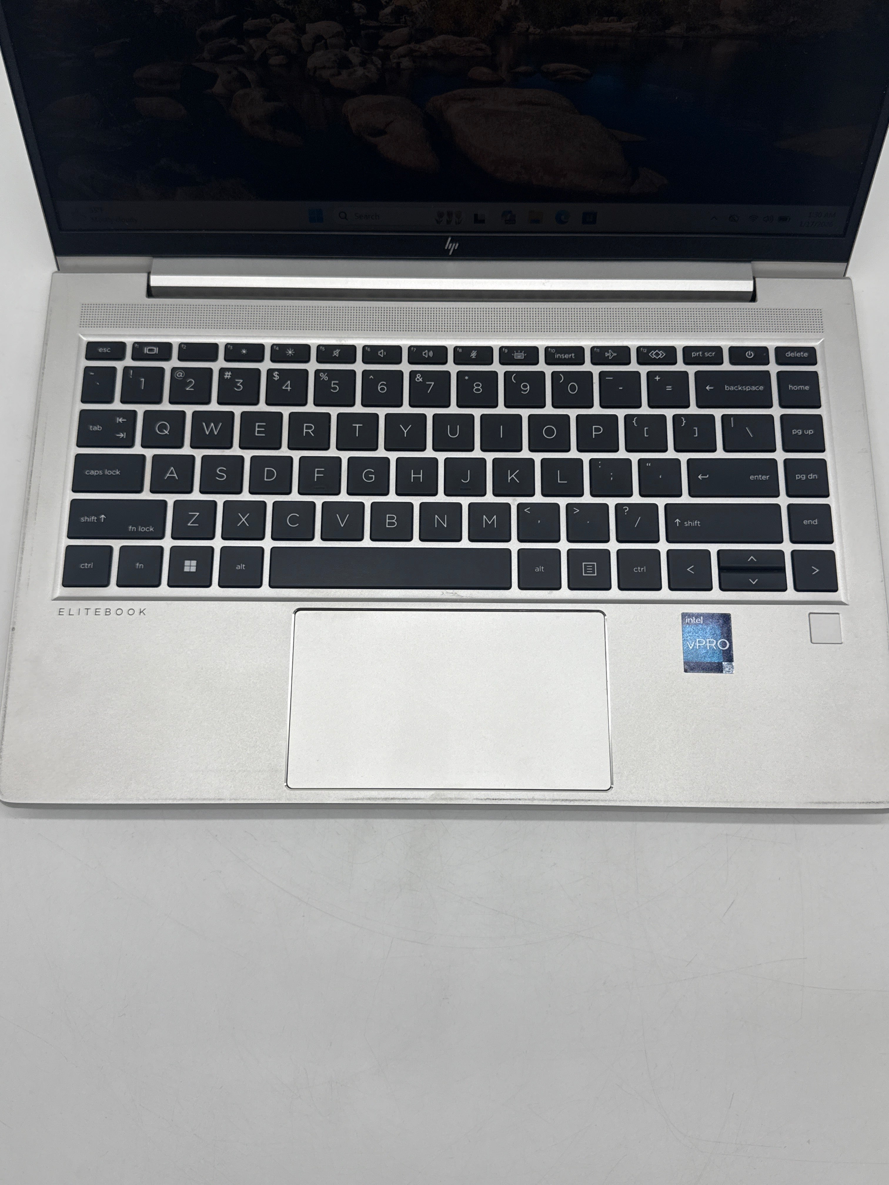 HP EliteBook 640 G9 14 in i5-12th Gen 16GB RAM 256GB SSD Gray Used
