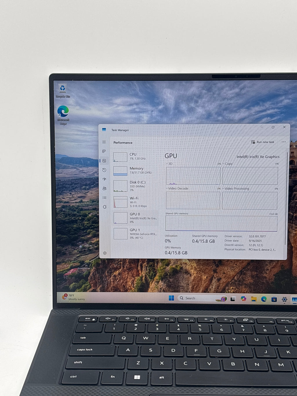 Dell XPS 15 9530 i7-13700H 32GB RAM 1TB SSD RTX 4050