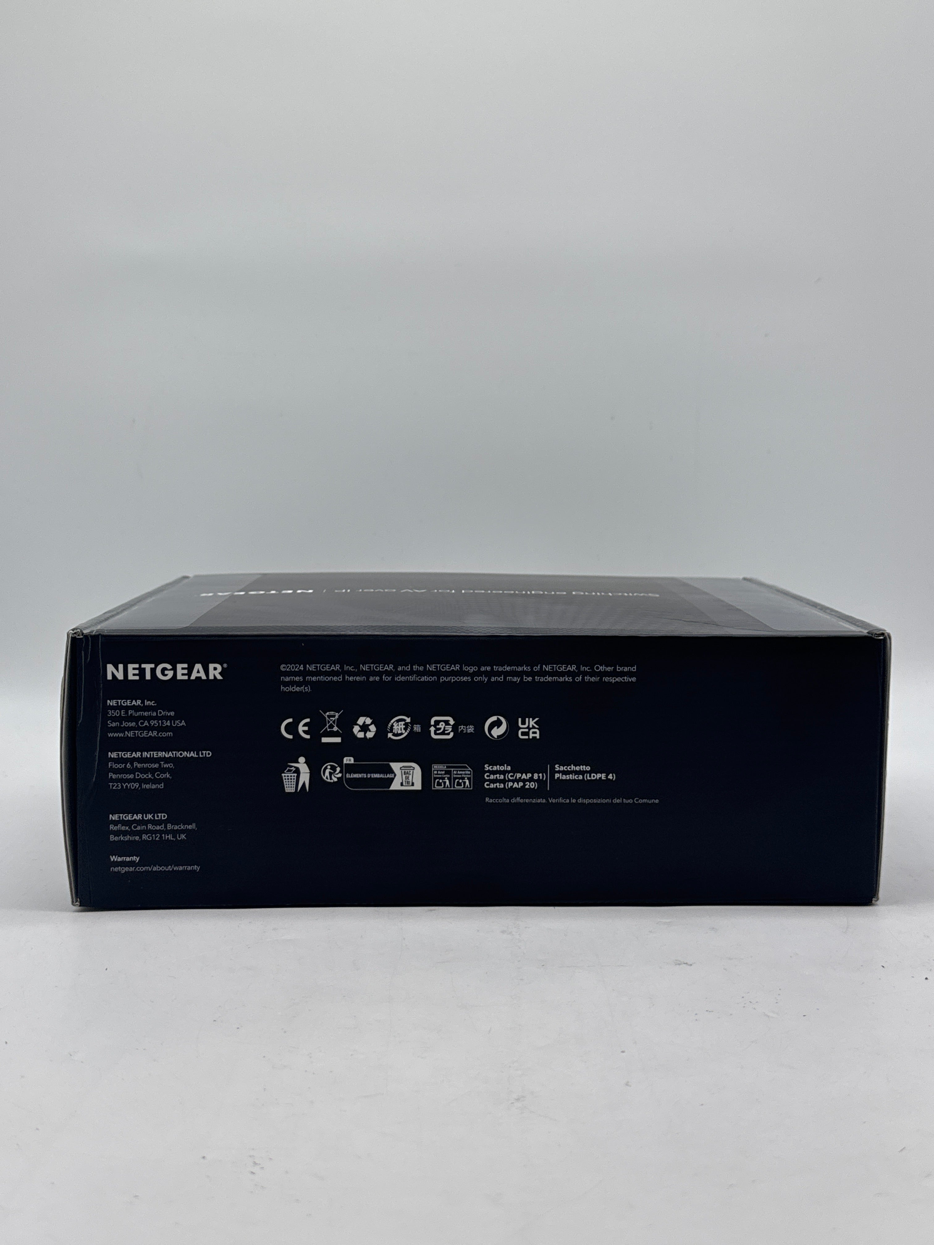 Netgear GSM4210PX-100NAS Wired Router Black New In Box