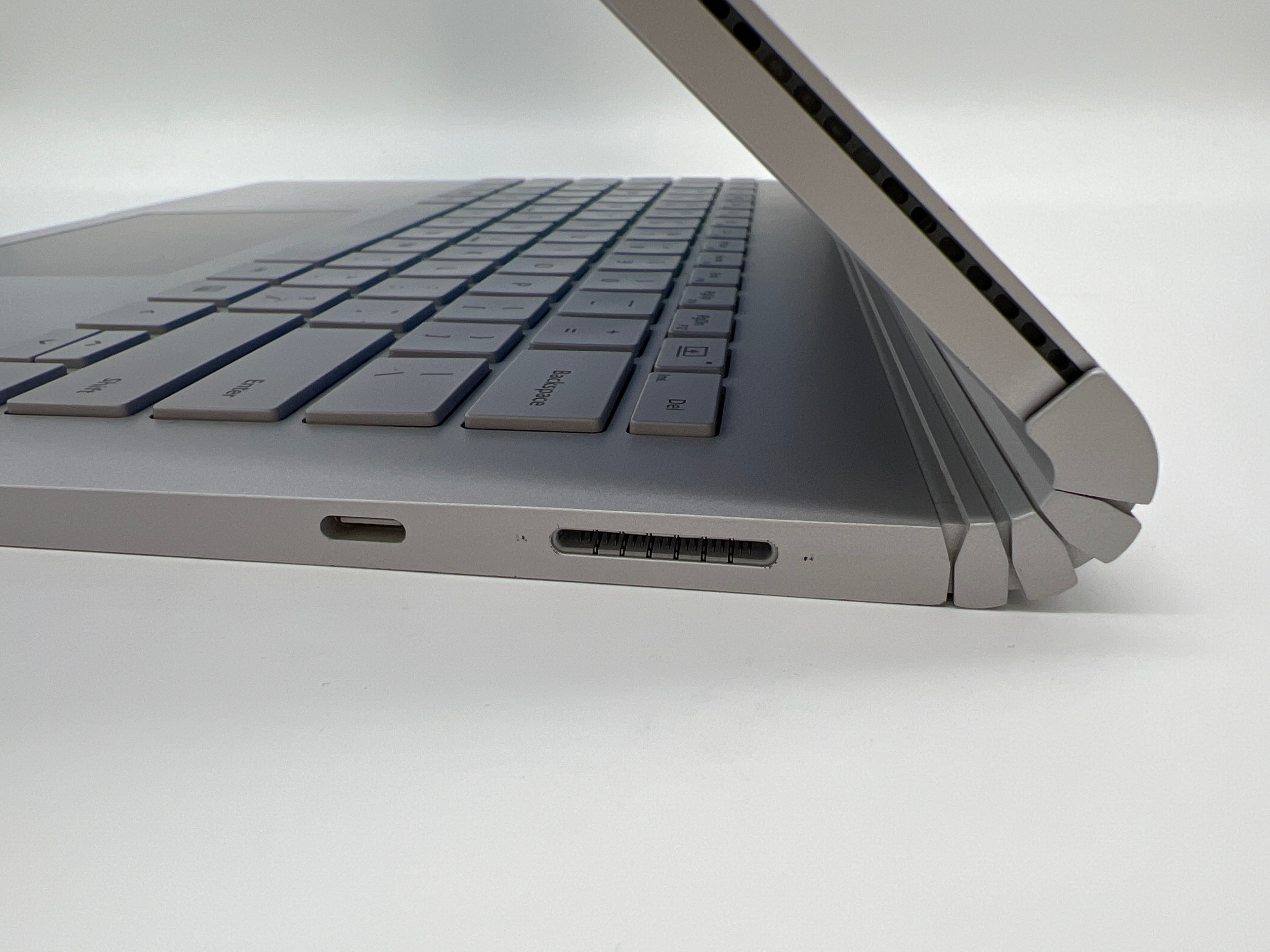 Microsoft Surface Book 2 Touch i5-7300U 8GB RAM 256GB SSD