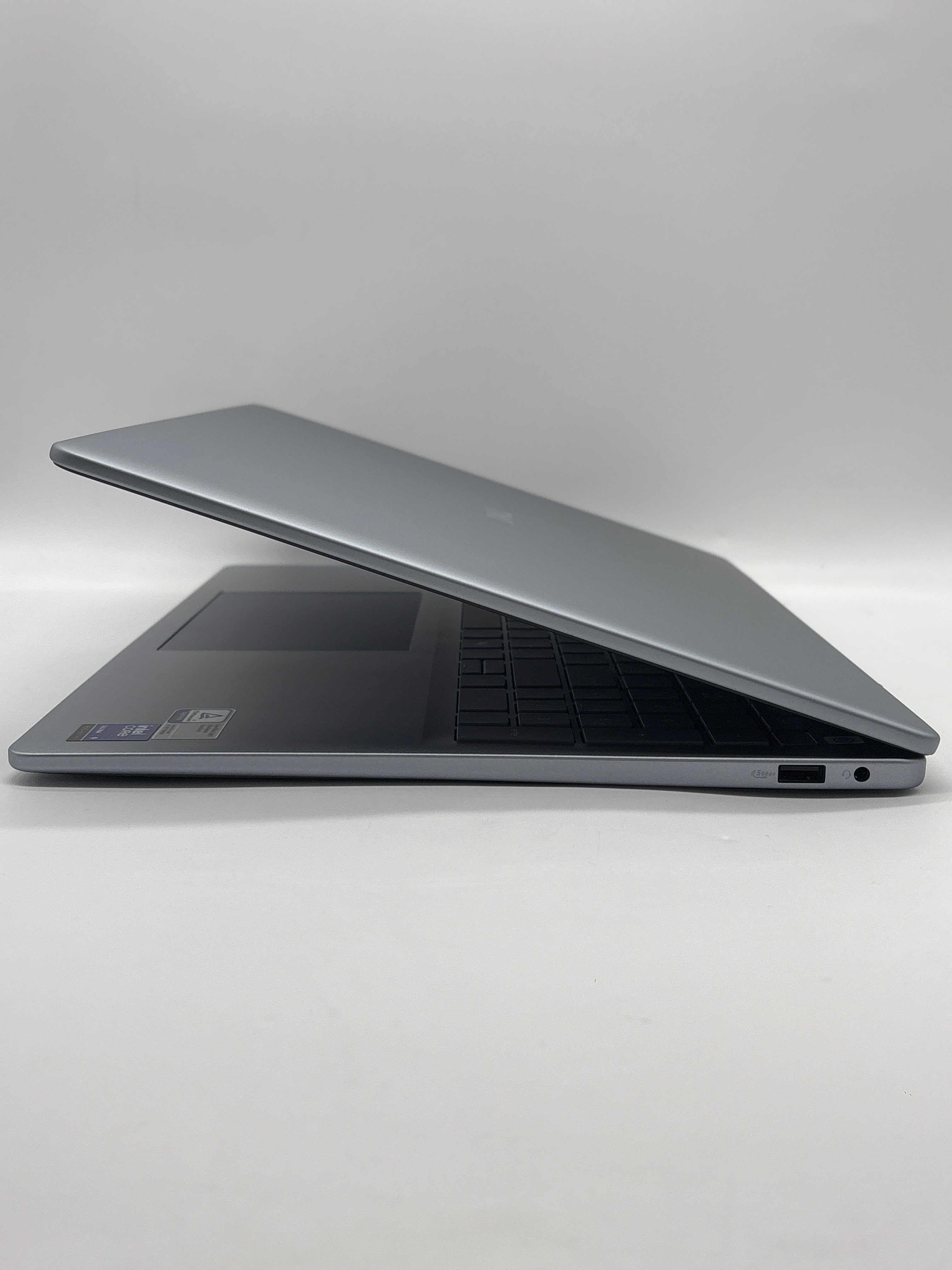 Dell 16 Plus Ultra 9 288V 32GB RAM 2TB SSD - Warranty