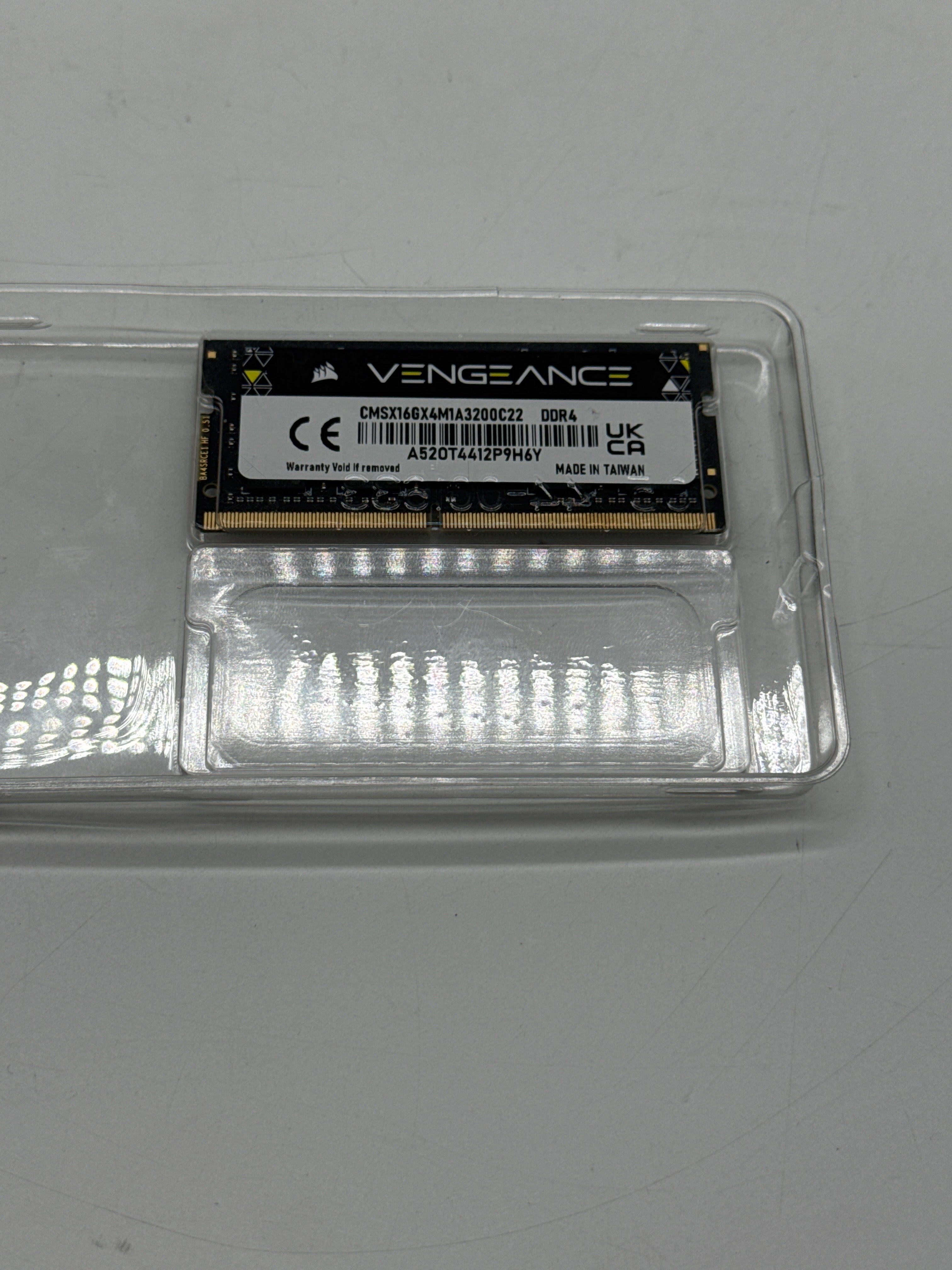 Corsair Vengeance 16GB DDR4-3200 C22 SO-DIMM Laptop Memory - Used