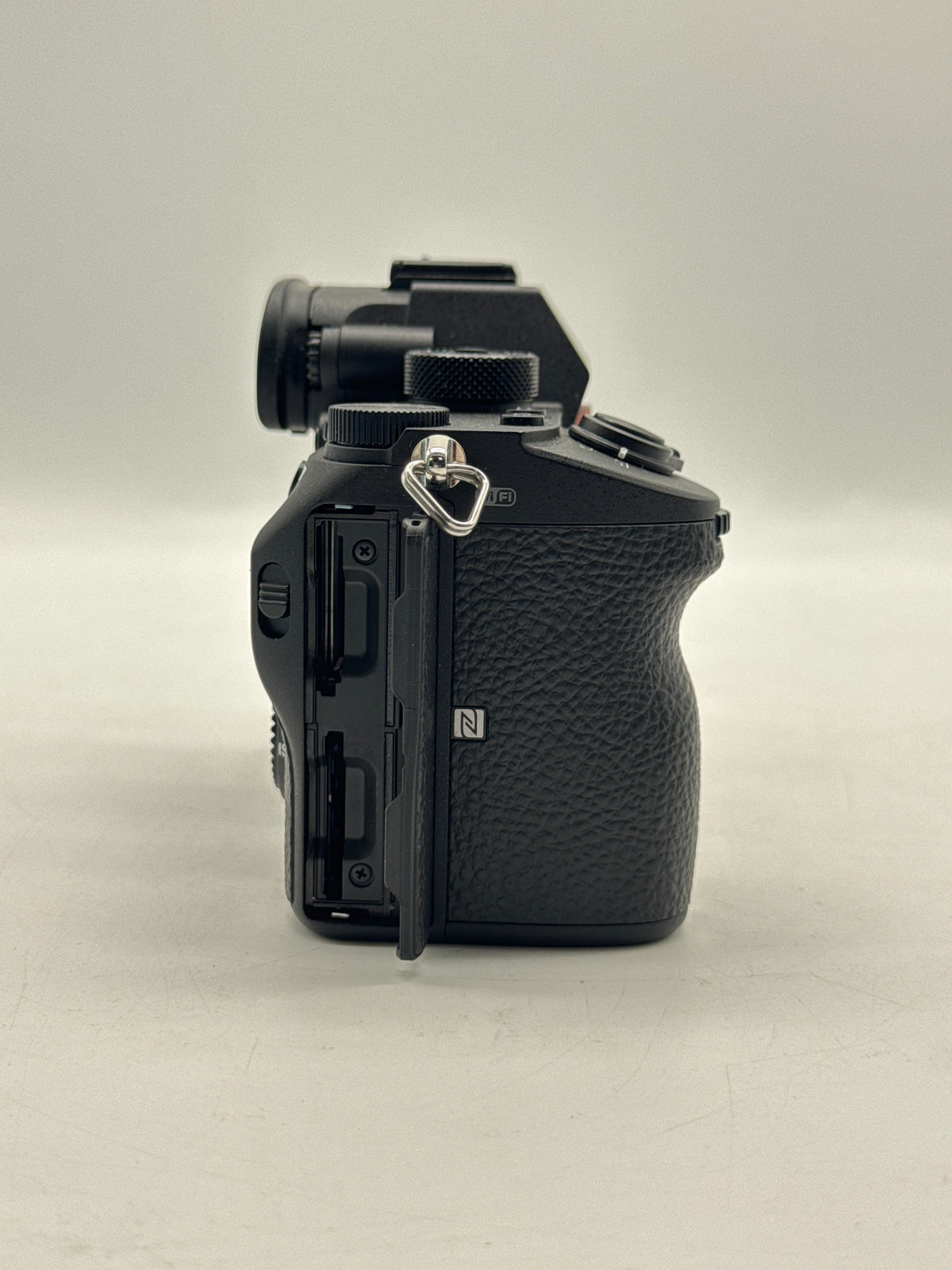 Sony A7R III Mirrorless Camera Body Only Black - Used